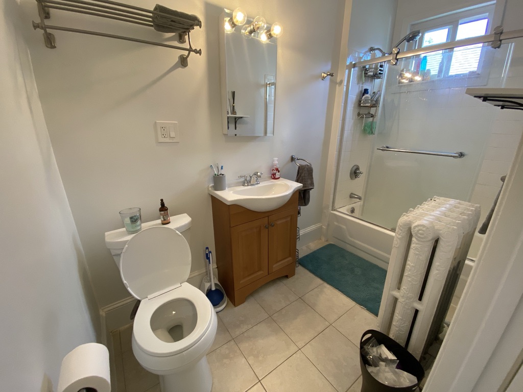 60 Woodlawn Ave, Jamaica Plain