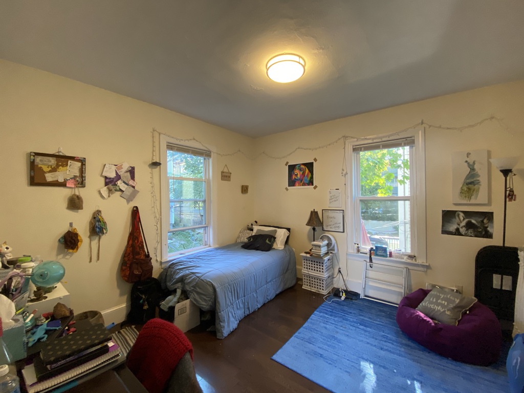 60 Woodlawn Ave, Jamaica Plain