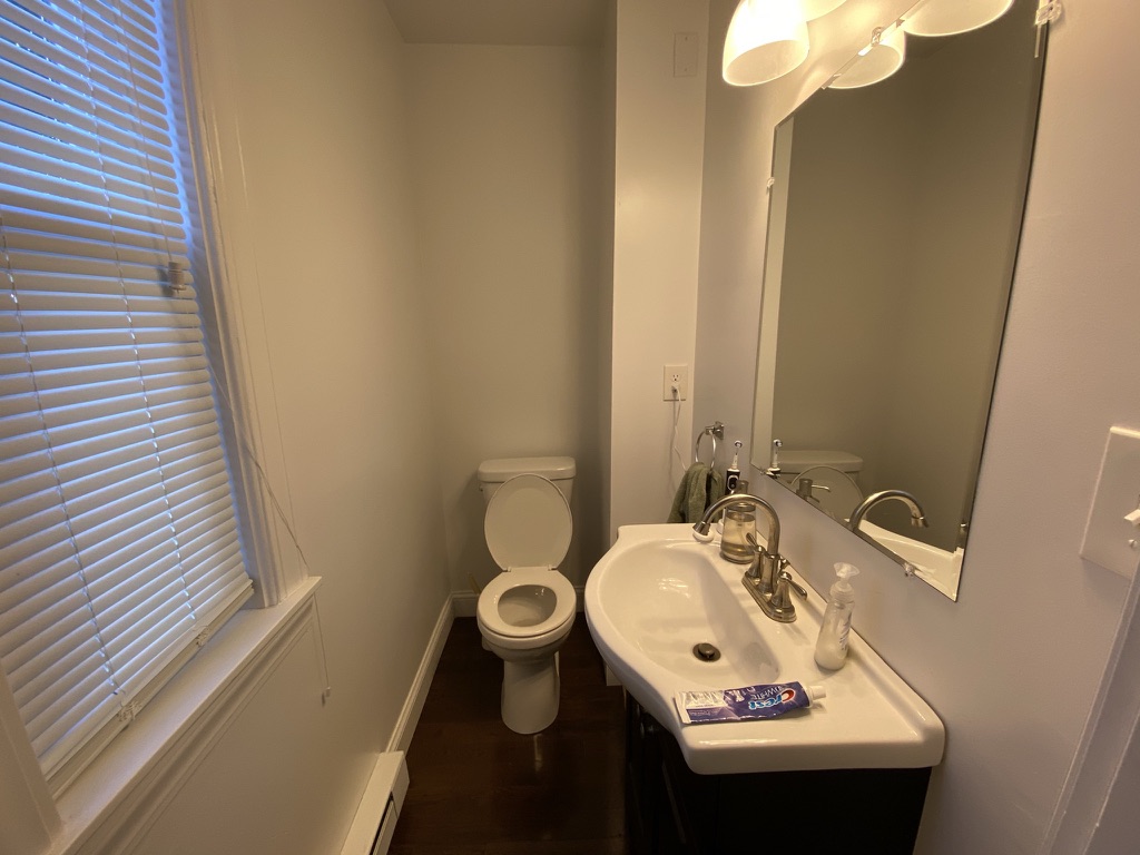 60 Woodlawn Ave, Jamaica Plain