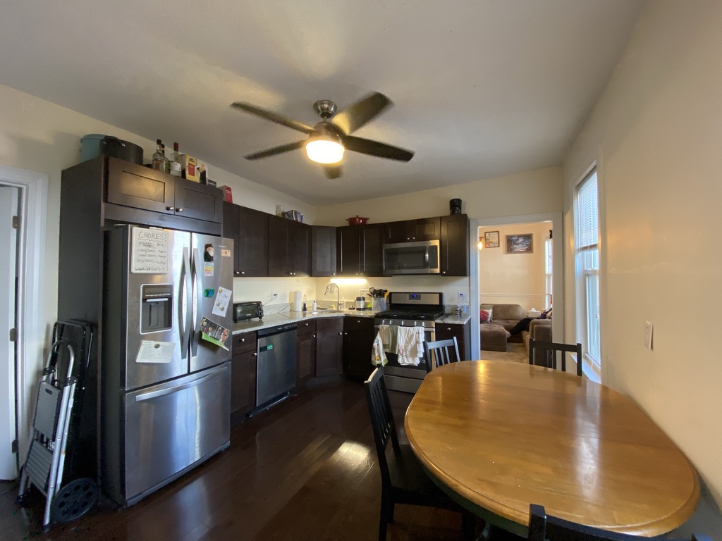 60 Woodlawn Ave, Jamaica Plain