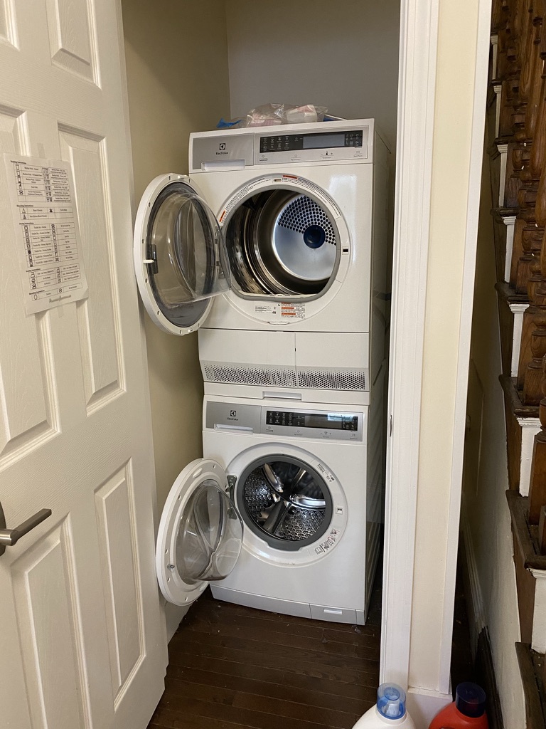 60 Woodlawn Ave, Jamaica Plain