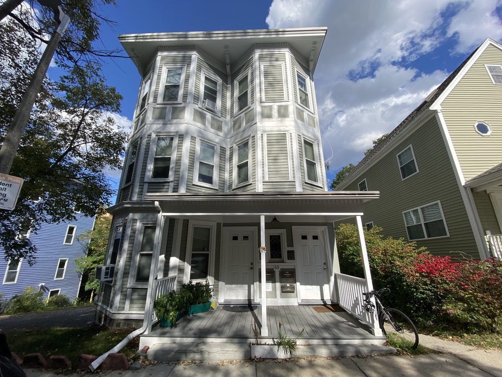 60 Woodlawn Ave, Jamaica Plain
