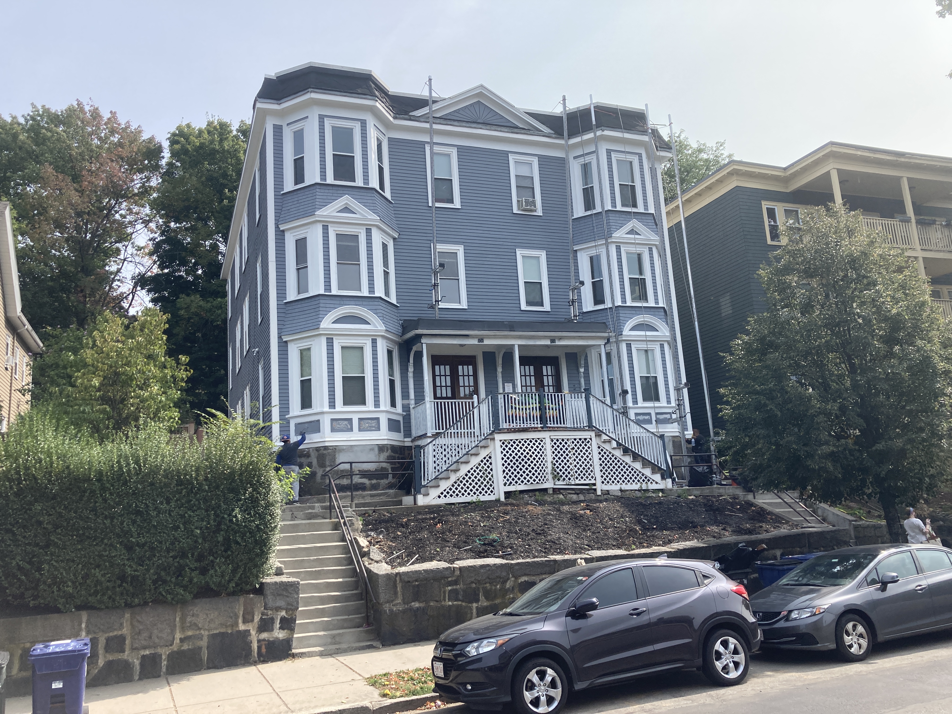 5 bed, 2 bath apartment for rent at 107 Hyde Park Ave Unit 3, Jamaica Plain — photo 11 of 14
