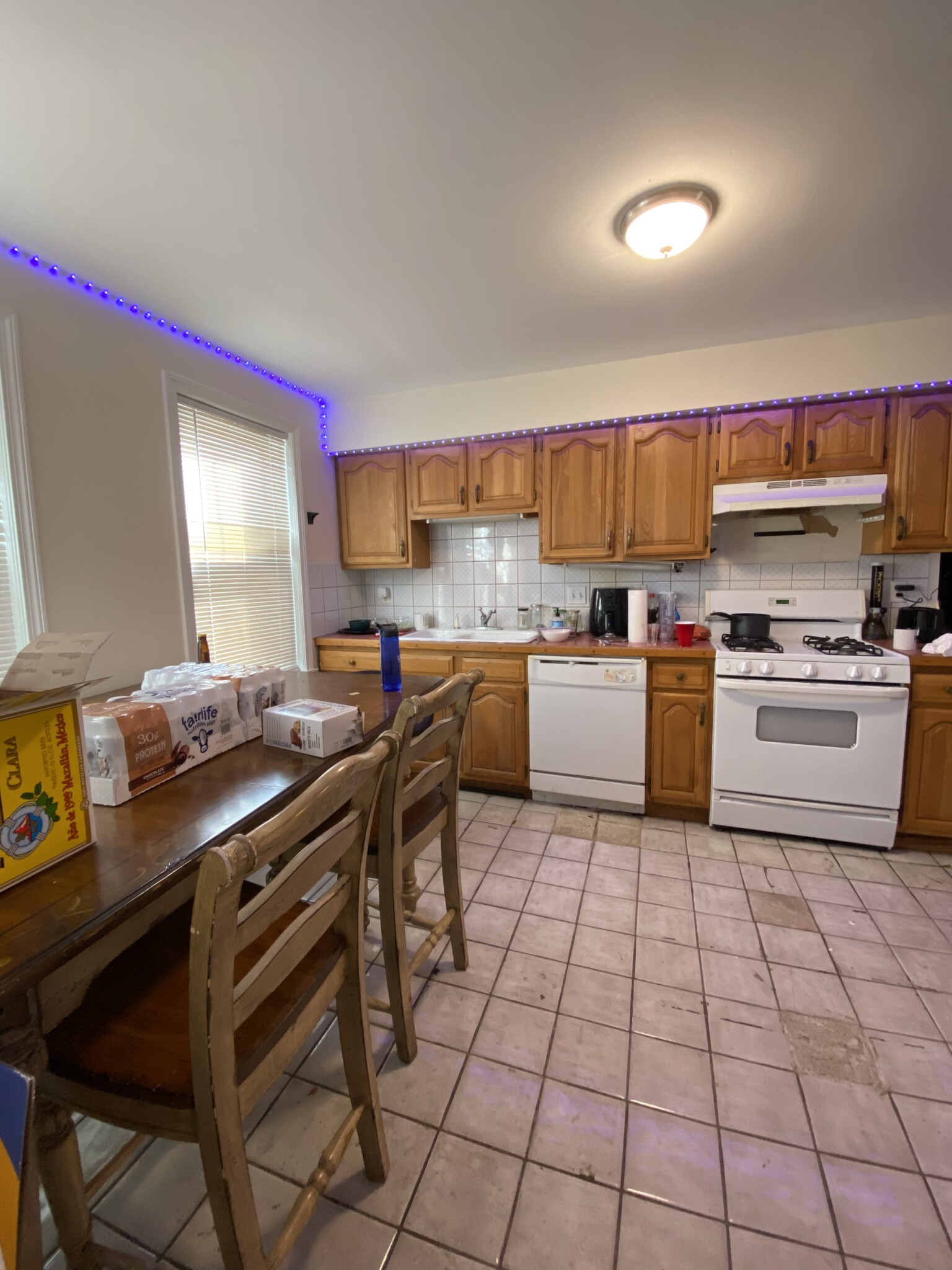 14 16 Sawyer Ter, Allston