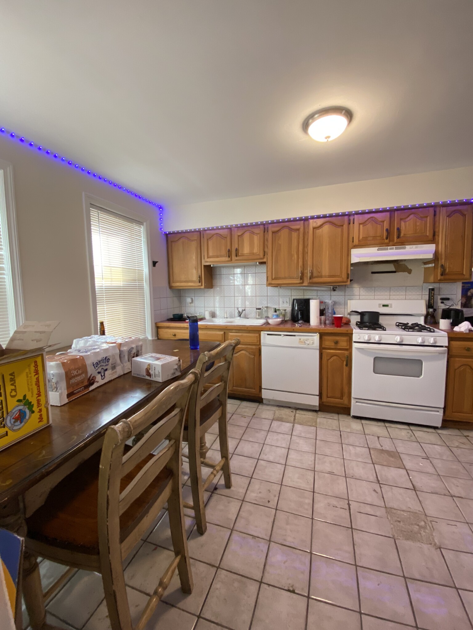 14 16 Sawyer Ter, Allston