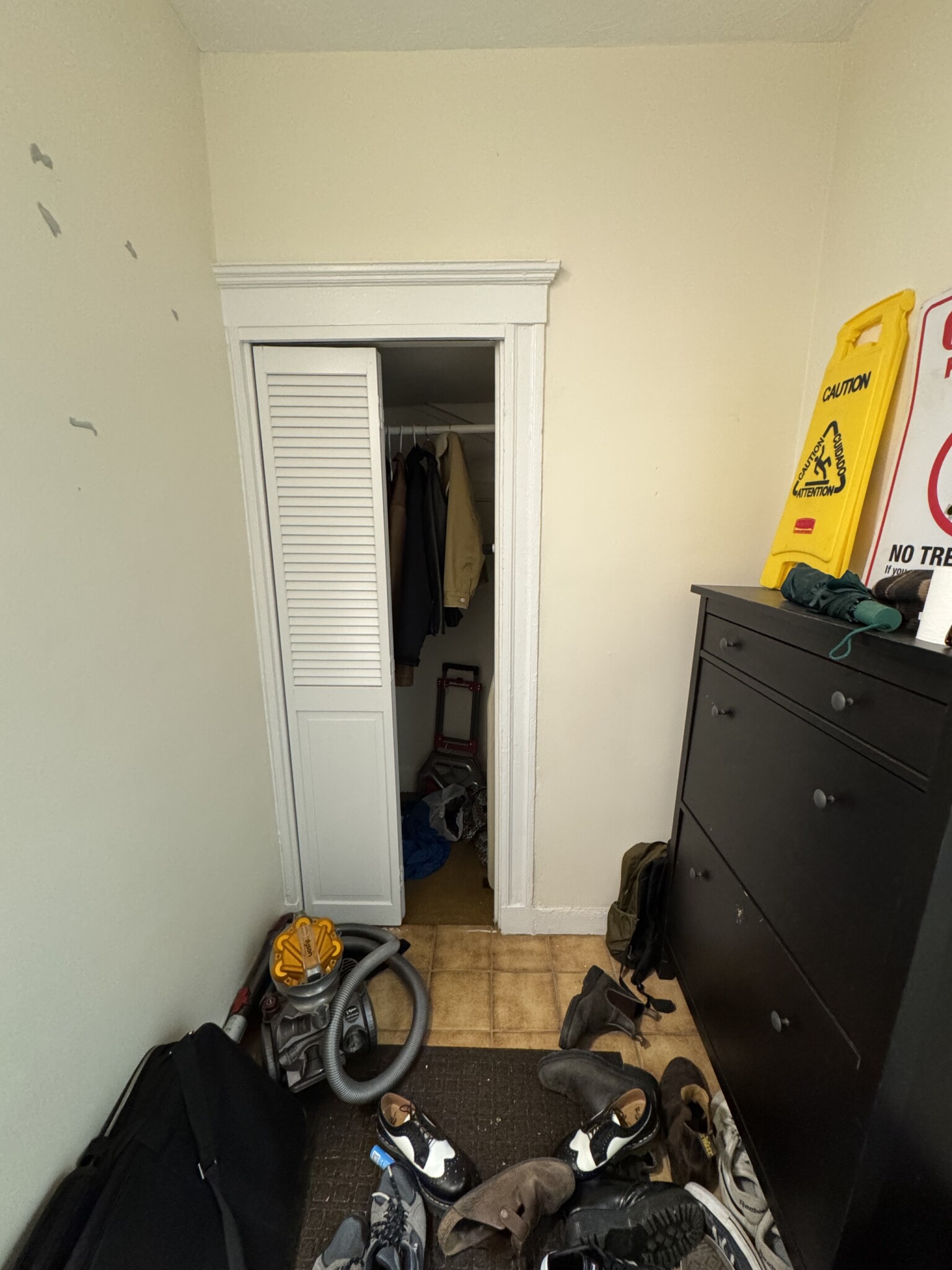 Photos of apartment on Sawyer Ter.,Boston MA 02134