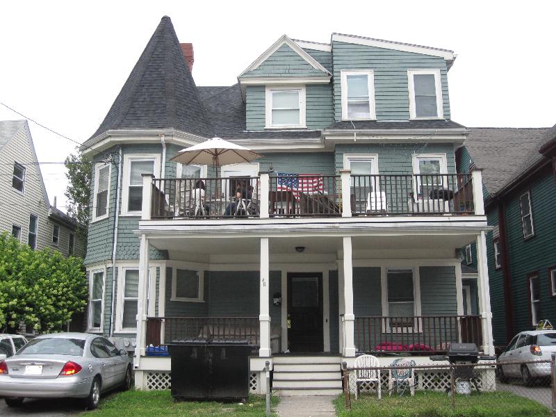 6 bed, 2 bath apartment for rent at 44 Ashford St Unit 1, Allston — photo 35 of 37