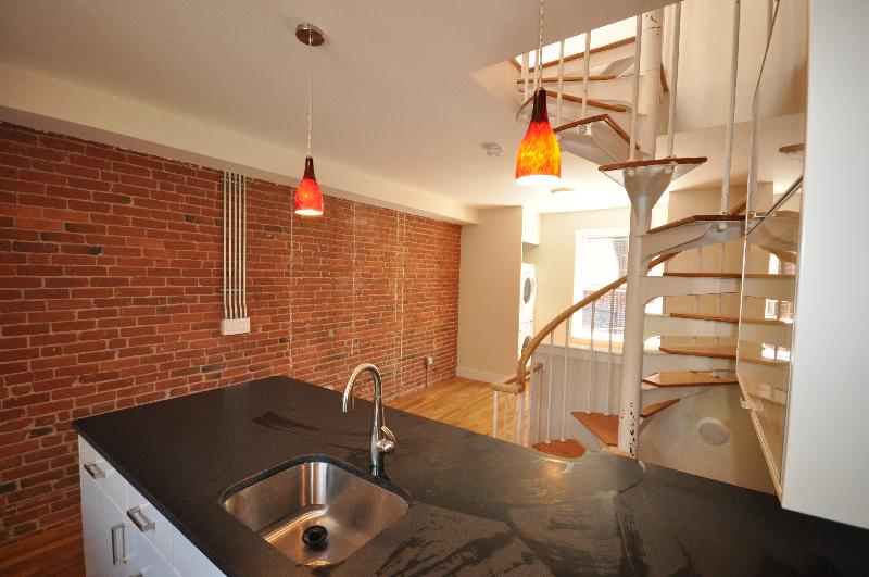 3 bed, 2 bath apartment for rent at 26 Sussex St Unit 26, South End — photo 4 of 35
