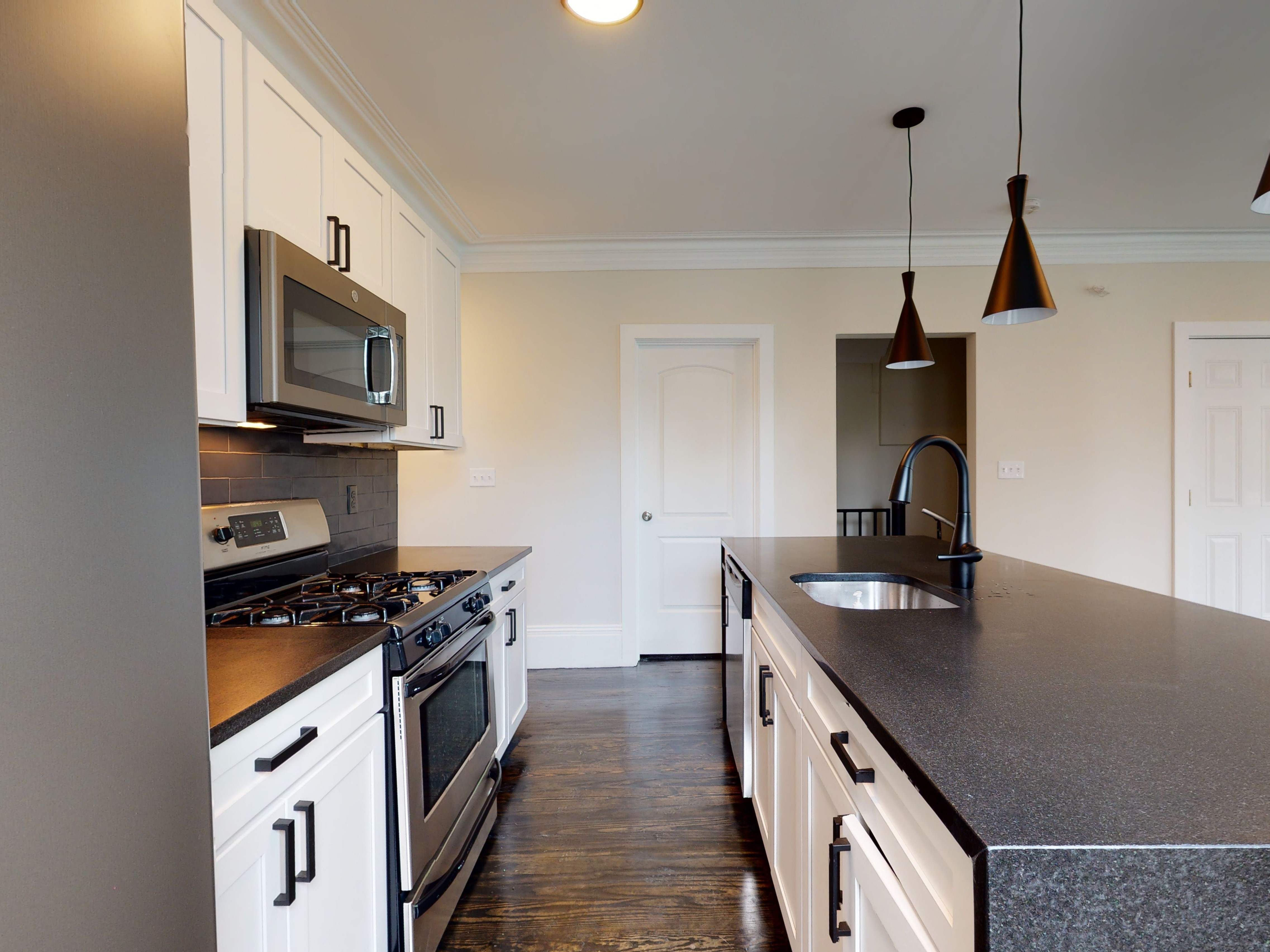 5 bed, 2 bath apartment for rent at 837 Parker St Unit 1, Mission Hill — photo 13 of 16