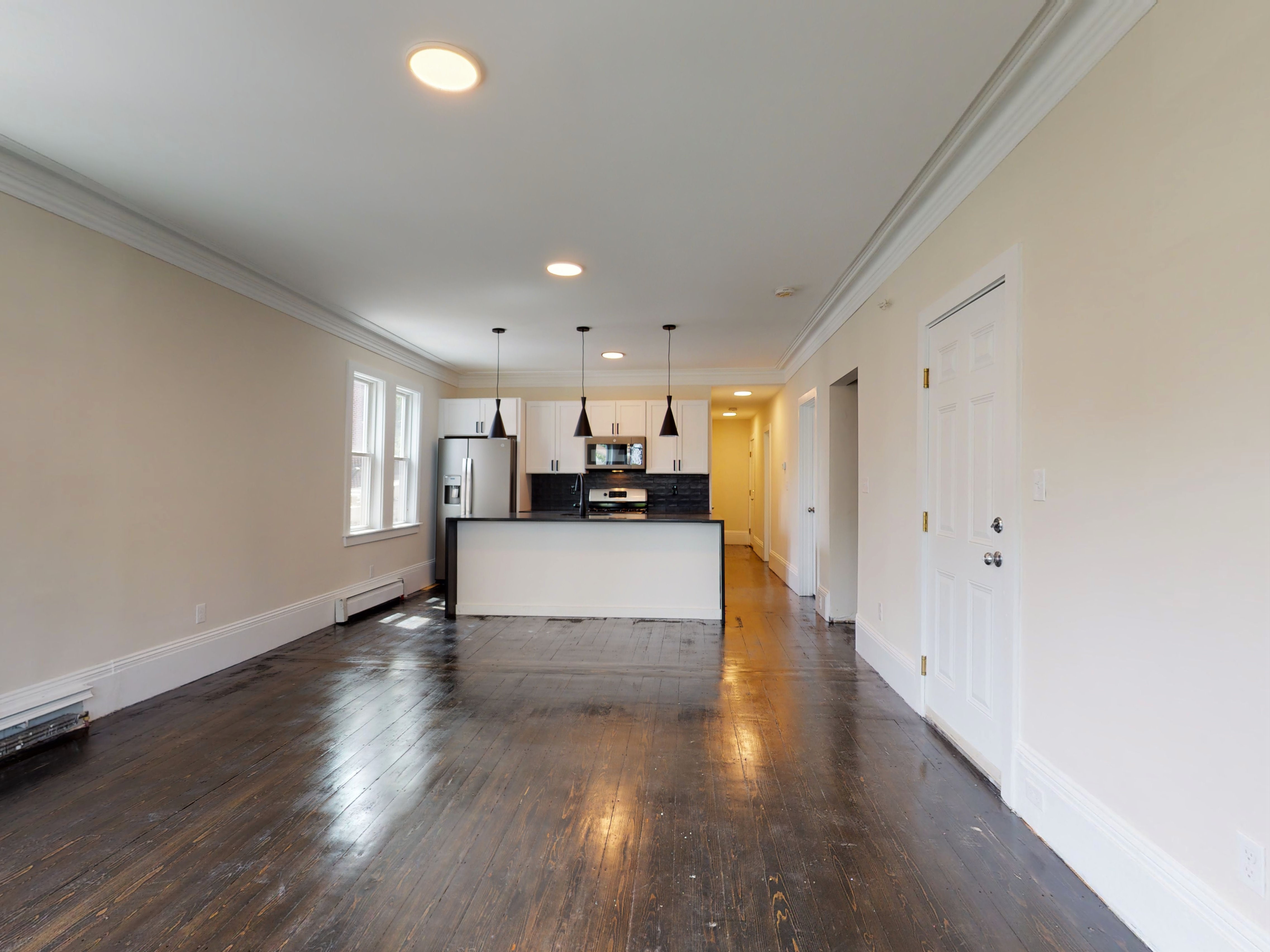 5 bed, 2 bath apartment for rent at 837 Parker St Unit 1, Mission Hill — photo 3 of 16