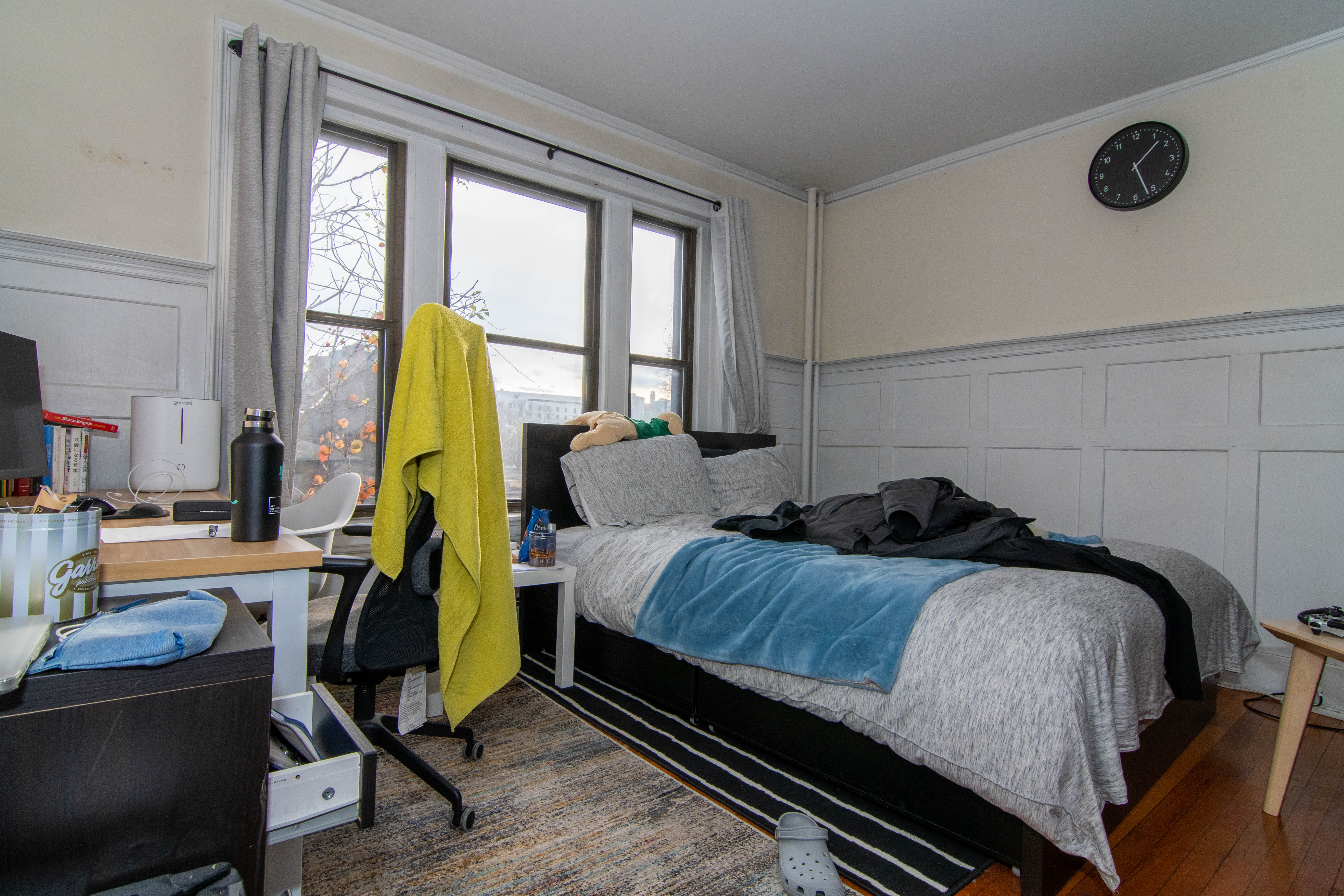 4 bed, 2 bath apartment for rent at 456 Park Dr Unit 1, Fenway — photo 2 of 20