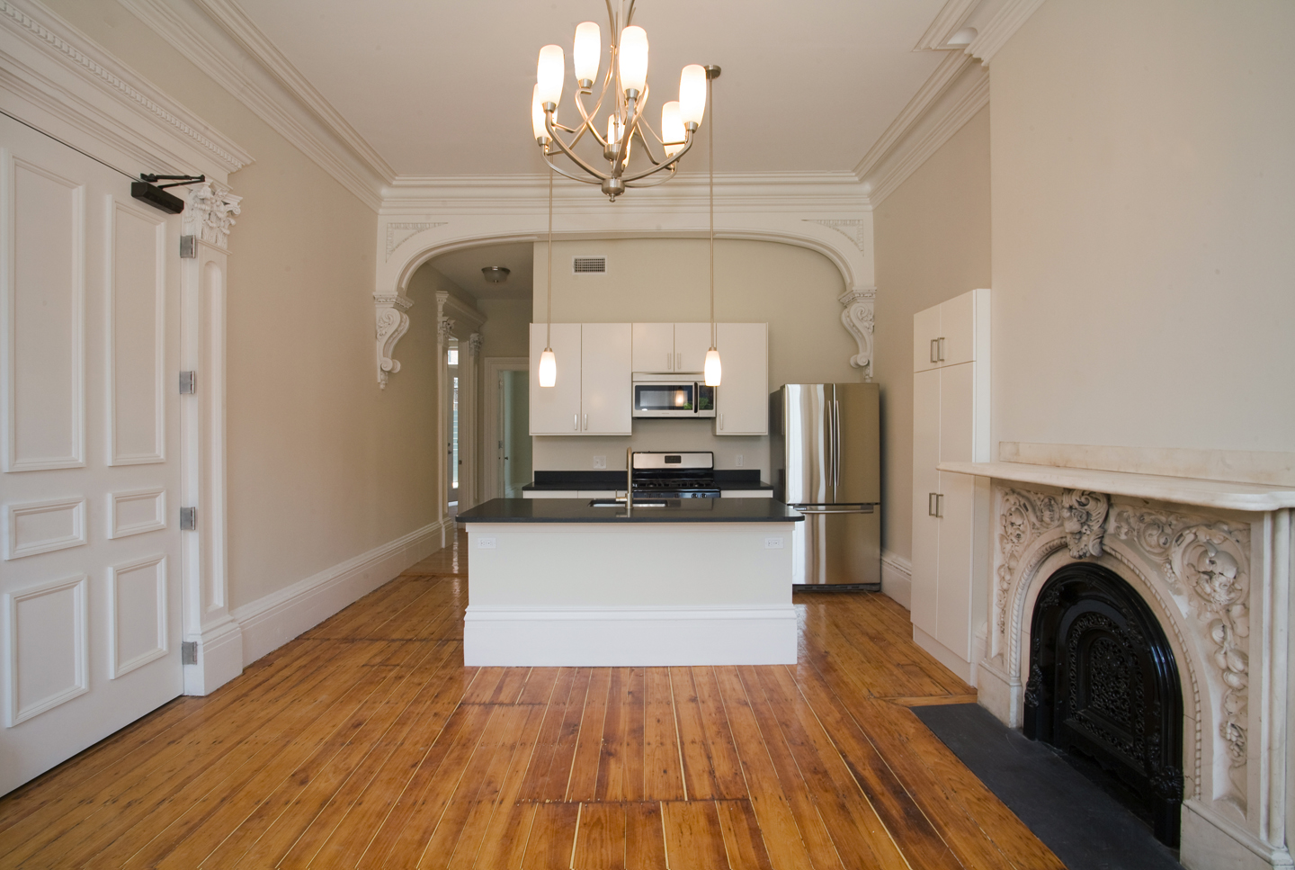 656 Massachusetts Ave, South End