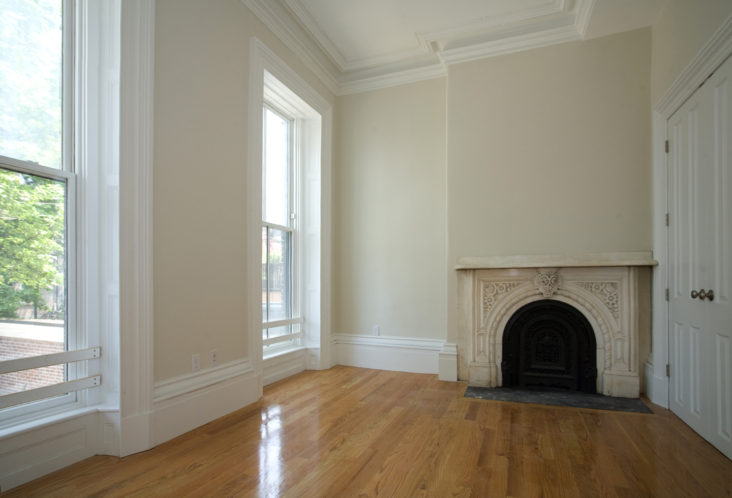 656 Massachusetts Ave, South End