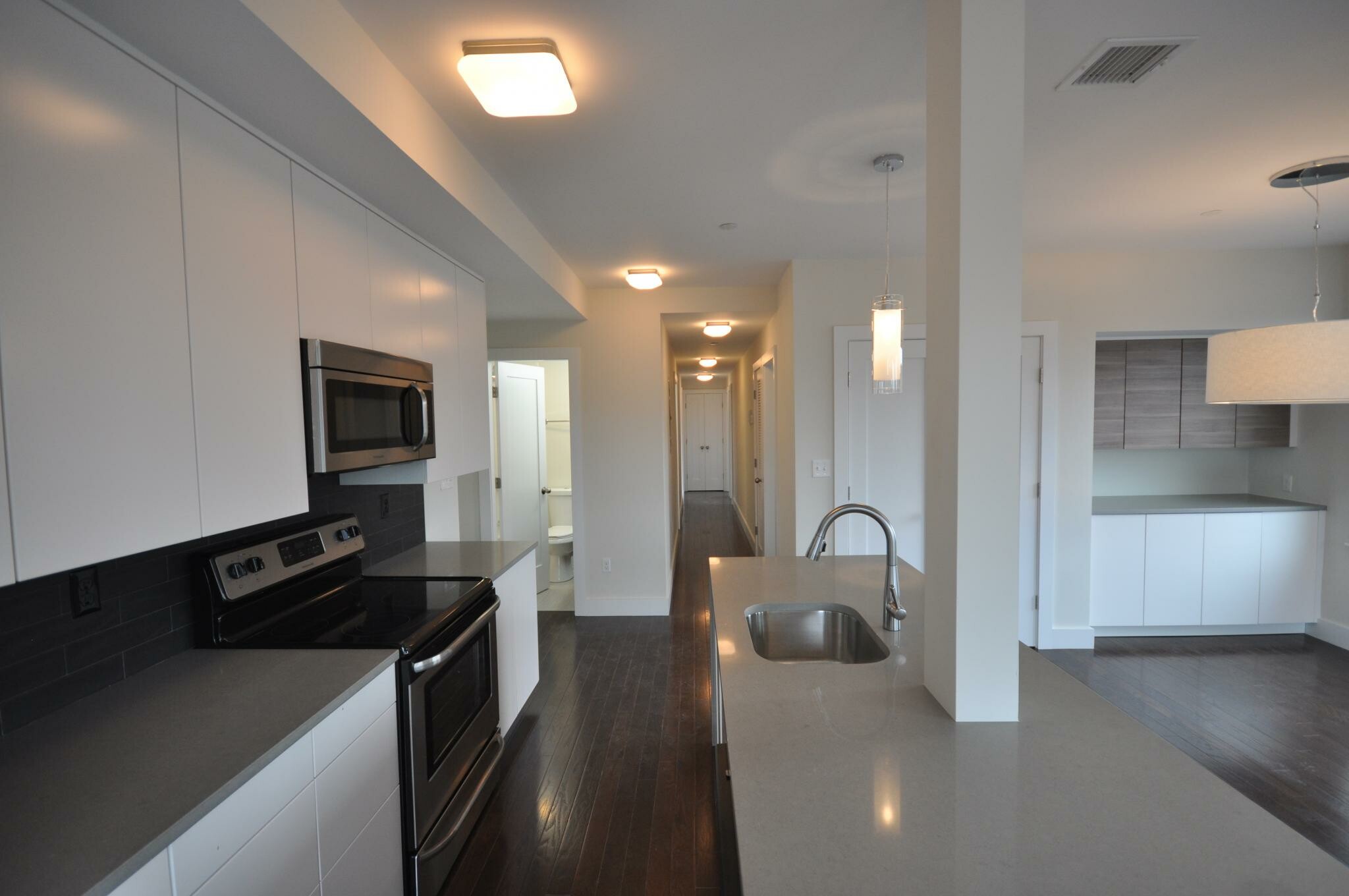 659 Massachusetts Ave, South End