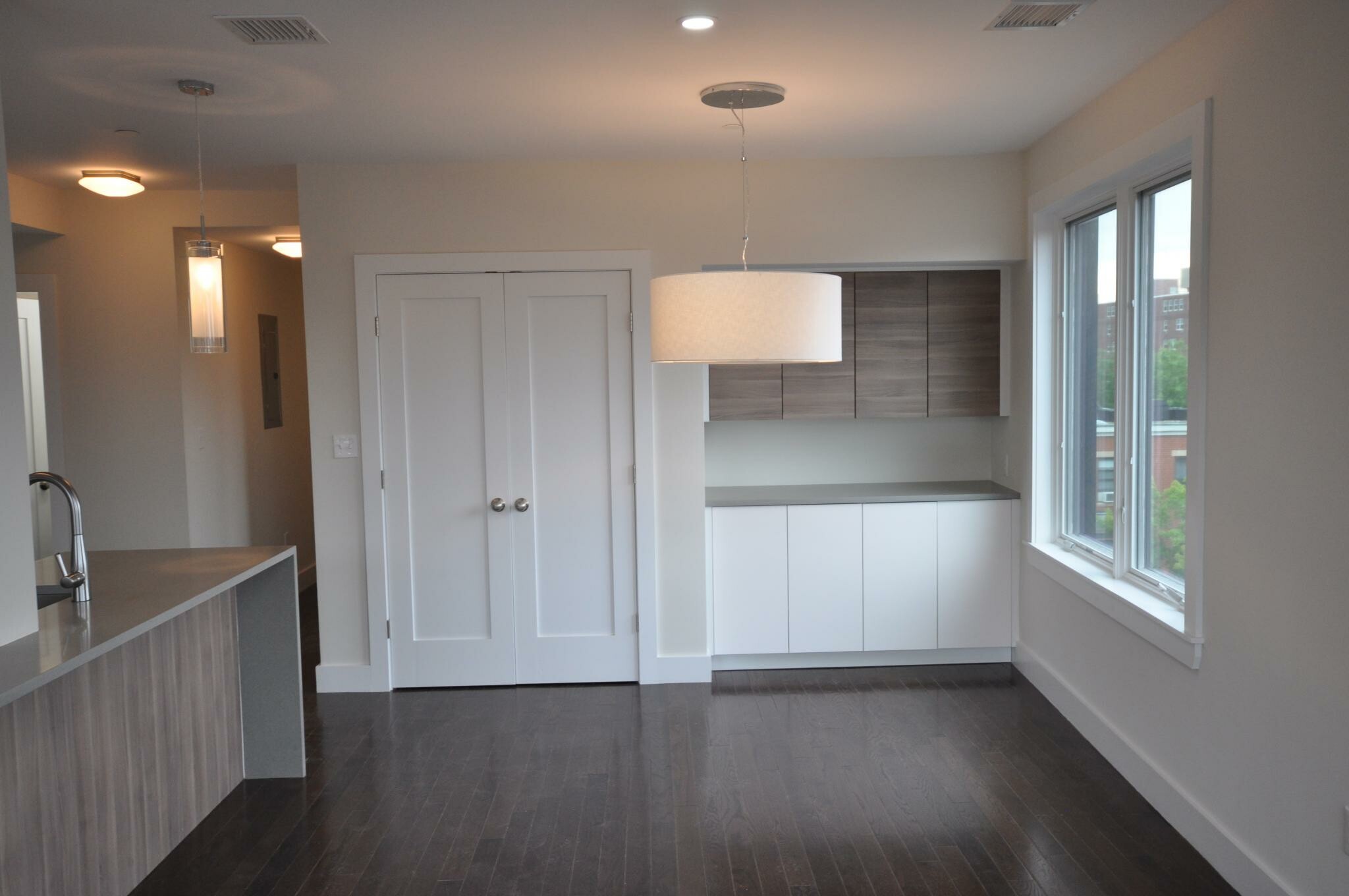 659 Massachusetts Ave, South End