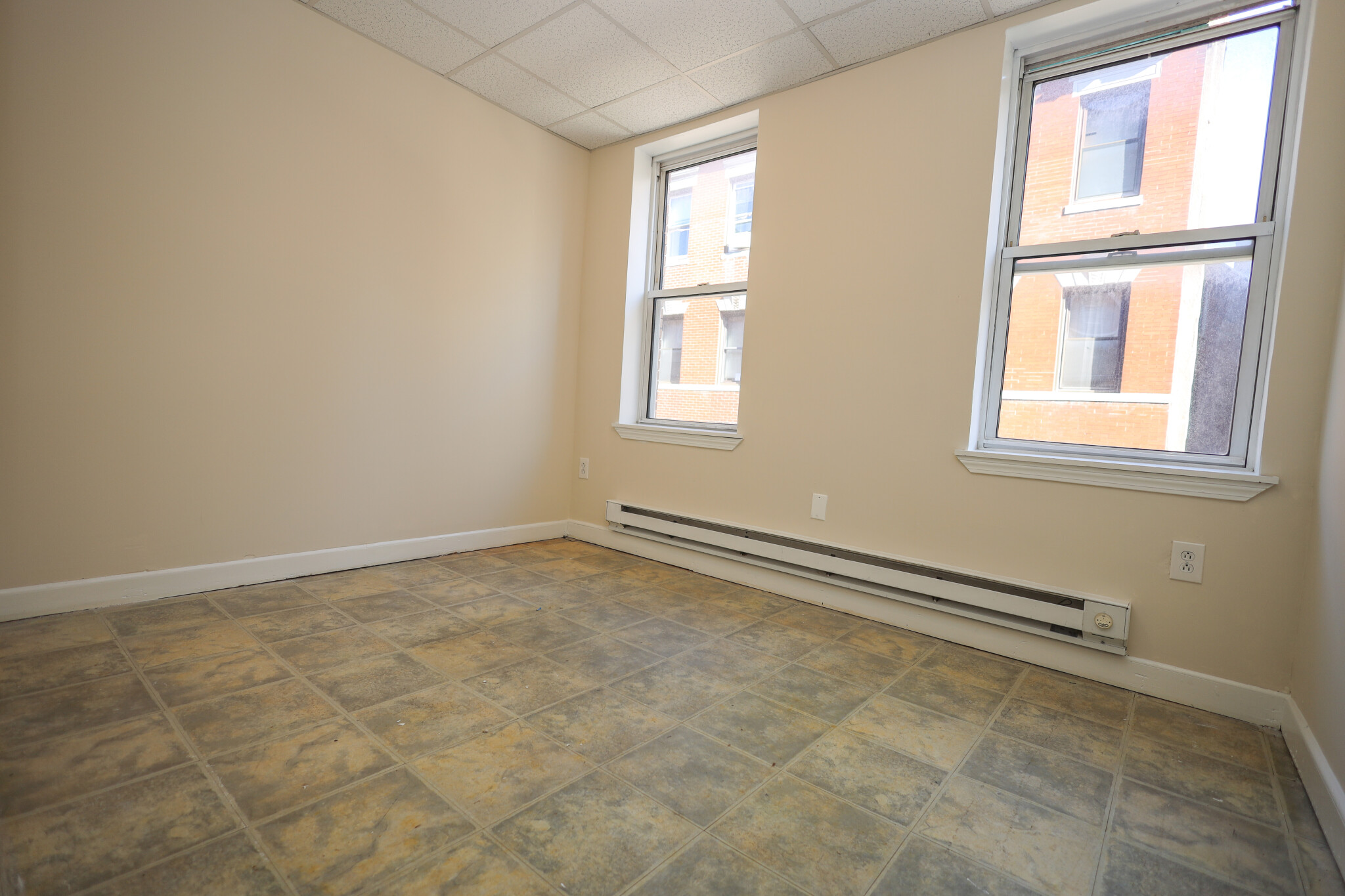 64 Margin St, North End