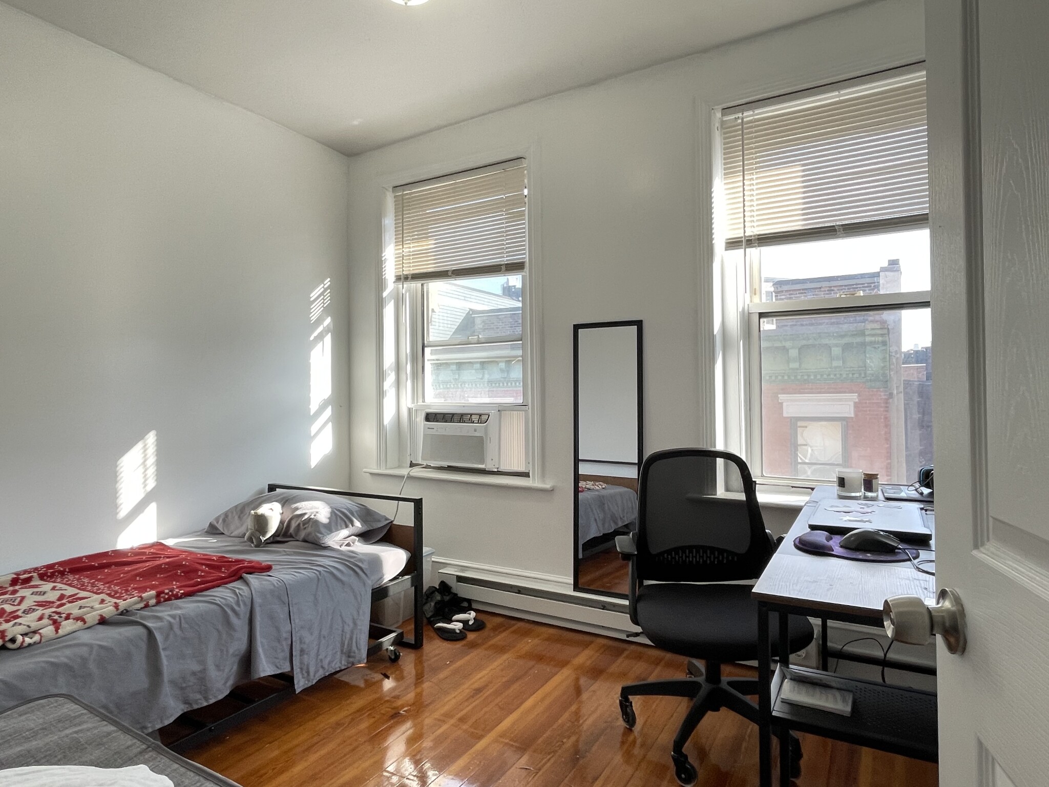 64 Margin St, North End