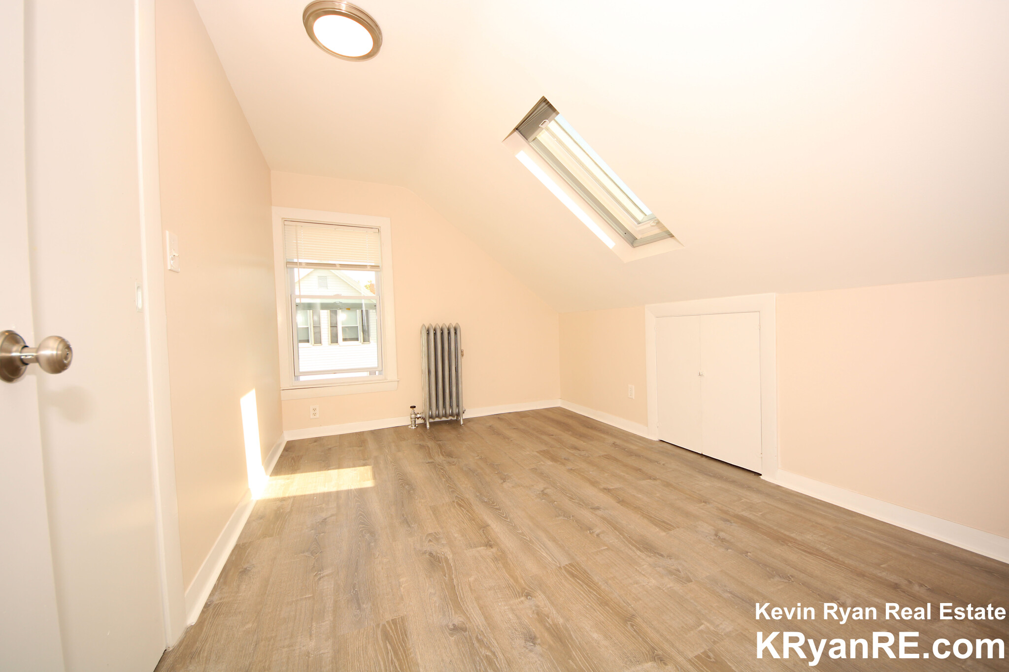 93 Cushing St, Waltham
