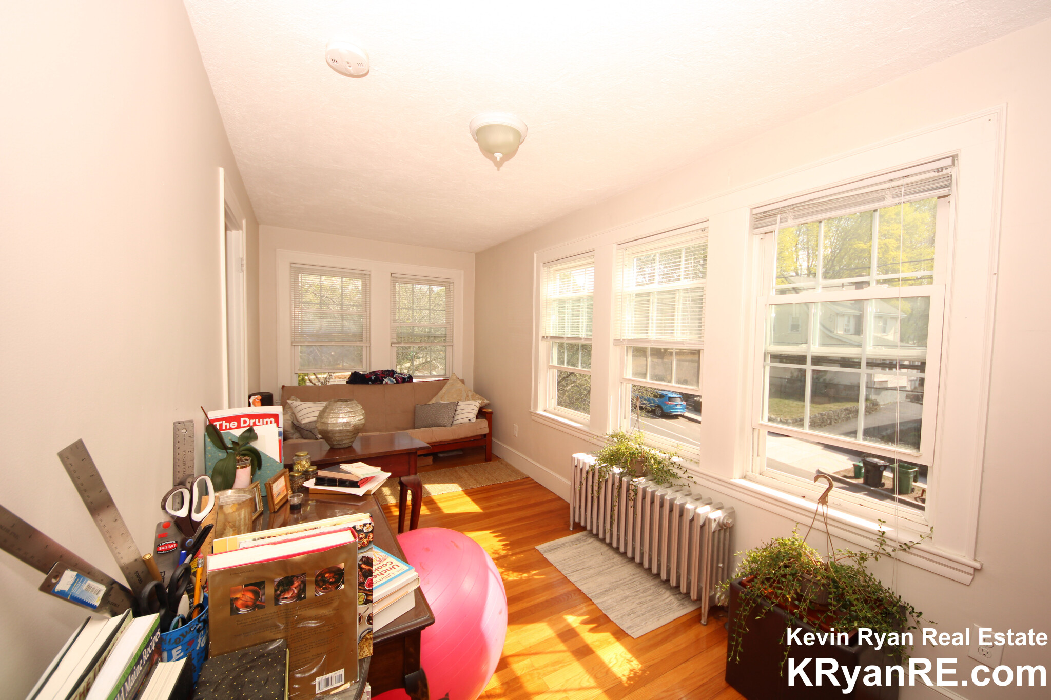 36 Middlesex Rd, Watertown