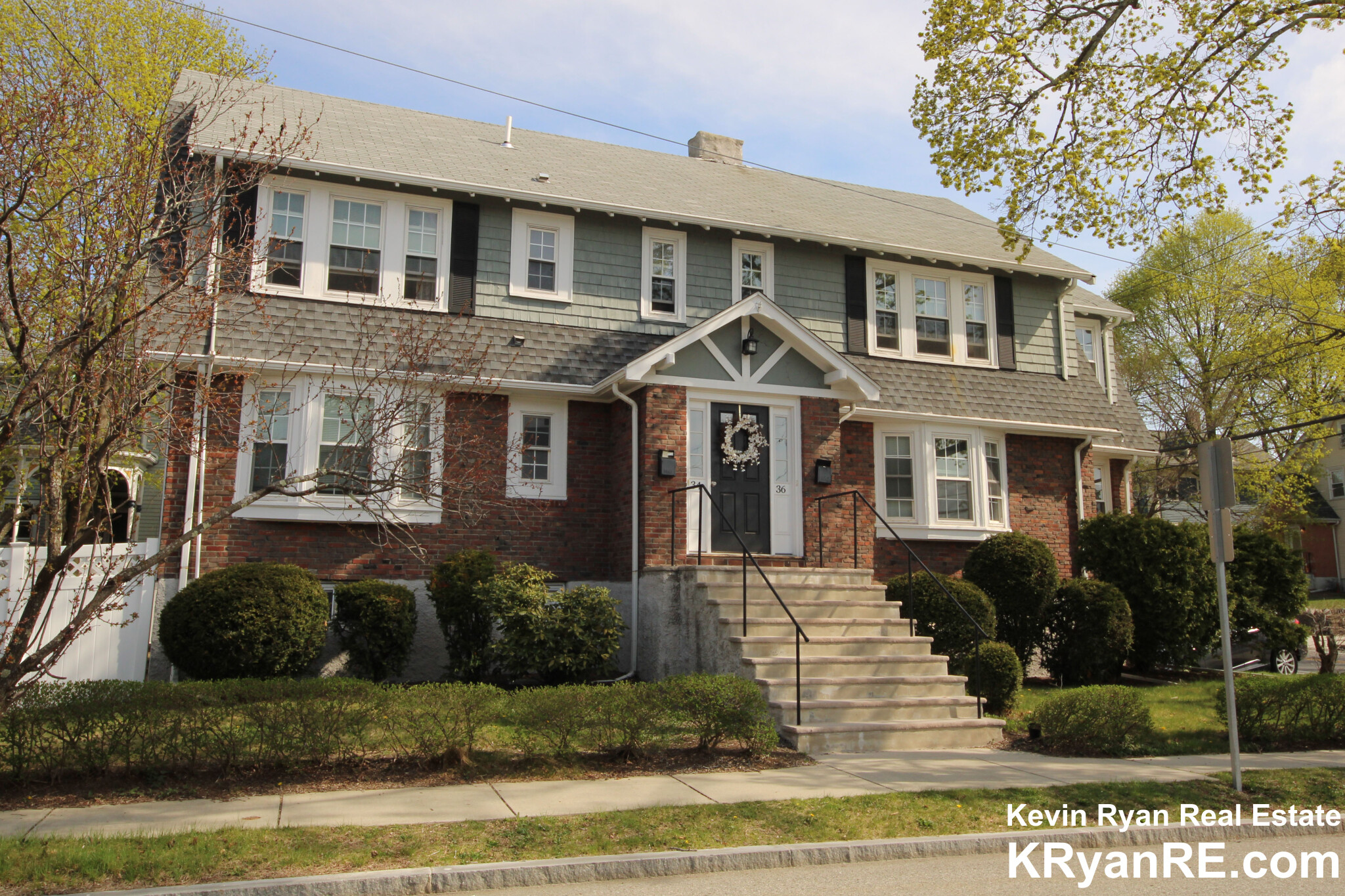 36 Middlesex Rd, Watertown