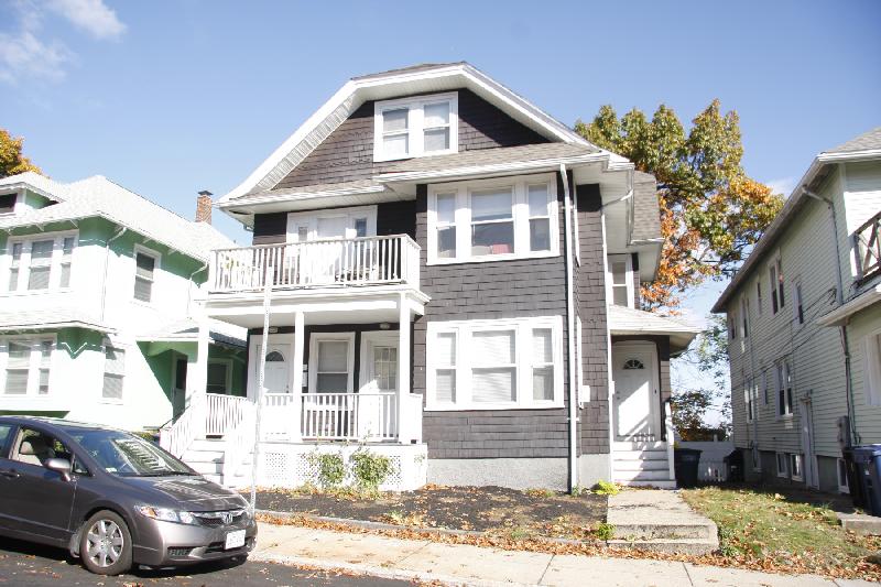 6 bed, 2 bath apartment for rent at 17 Boulevard Ter Unit 2, Allston — photo 25 of 25