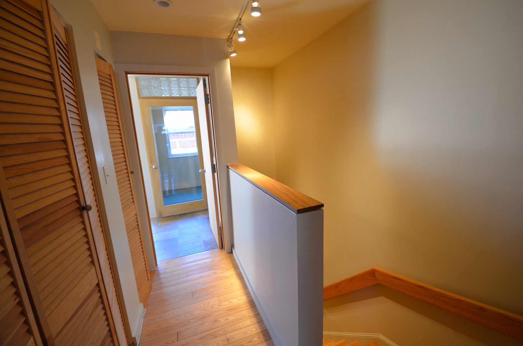 376 Commercial St, North End