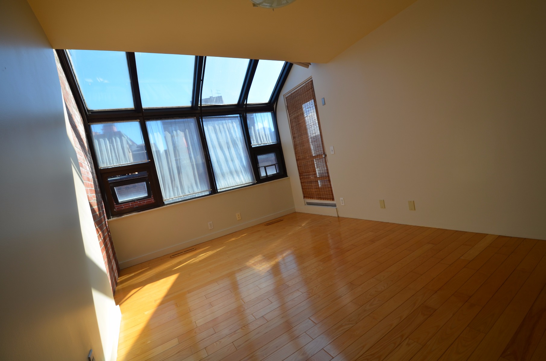 376 Commercial St, North End