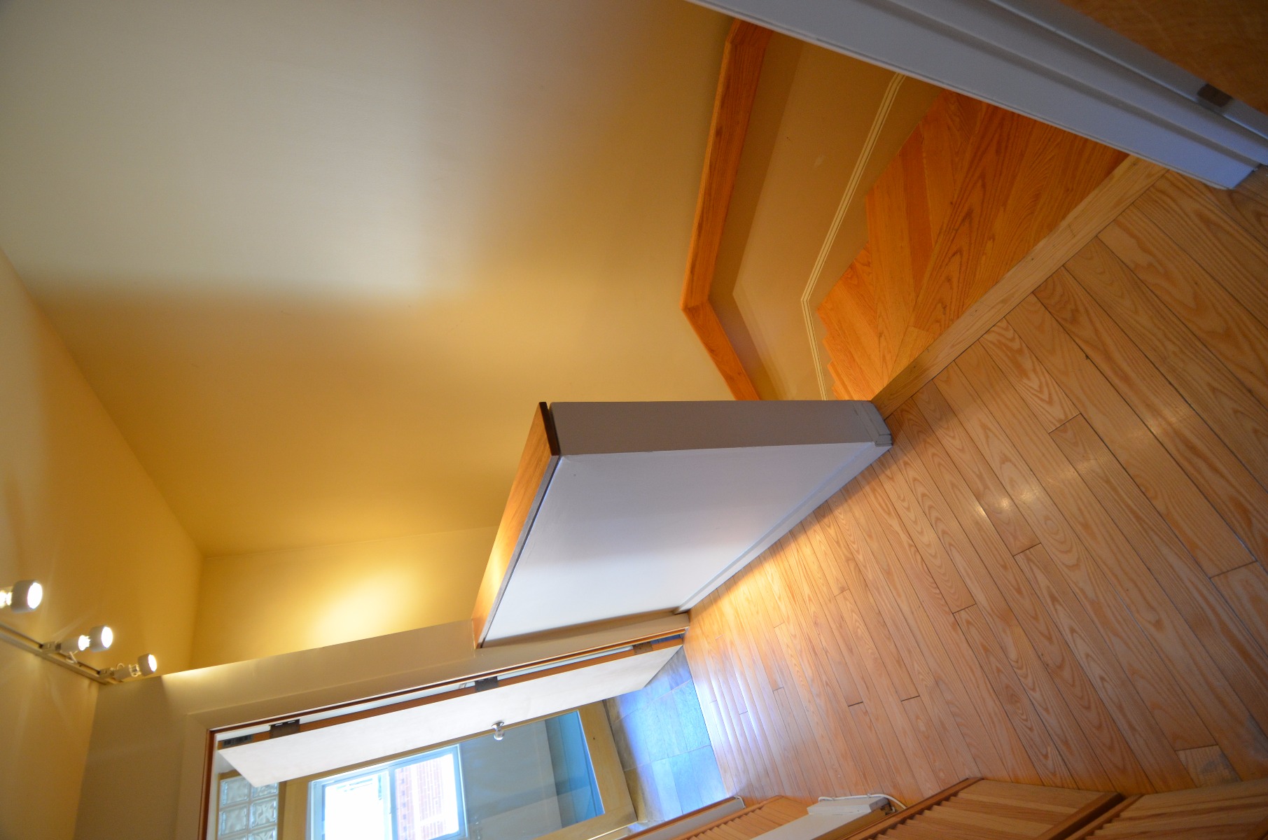 376 Commercial St, North End