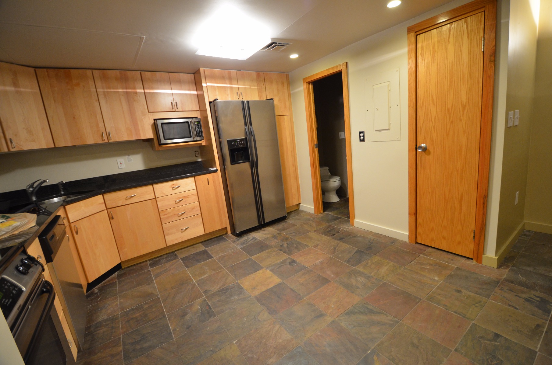 376 Commercial St, North End