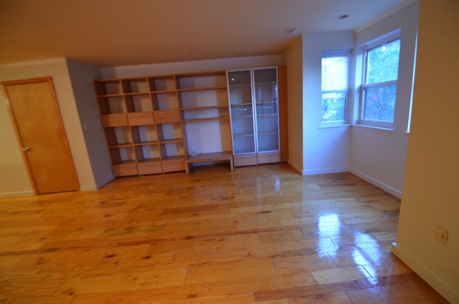 376 Commercial St, North End