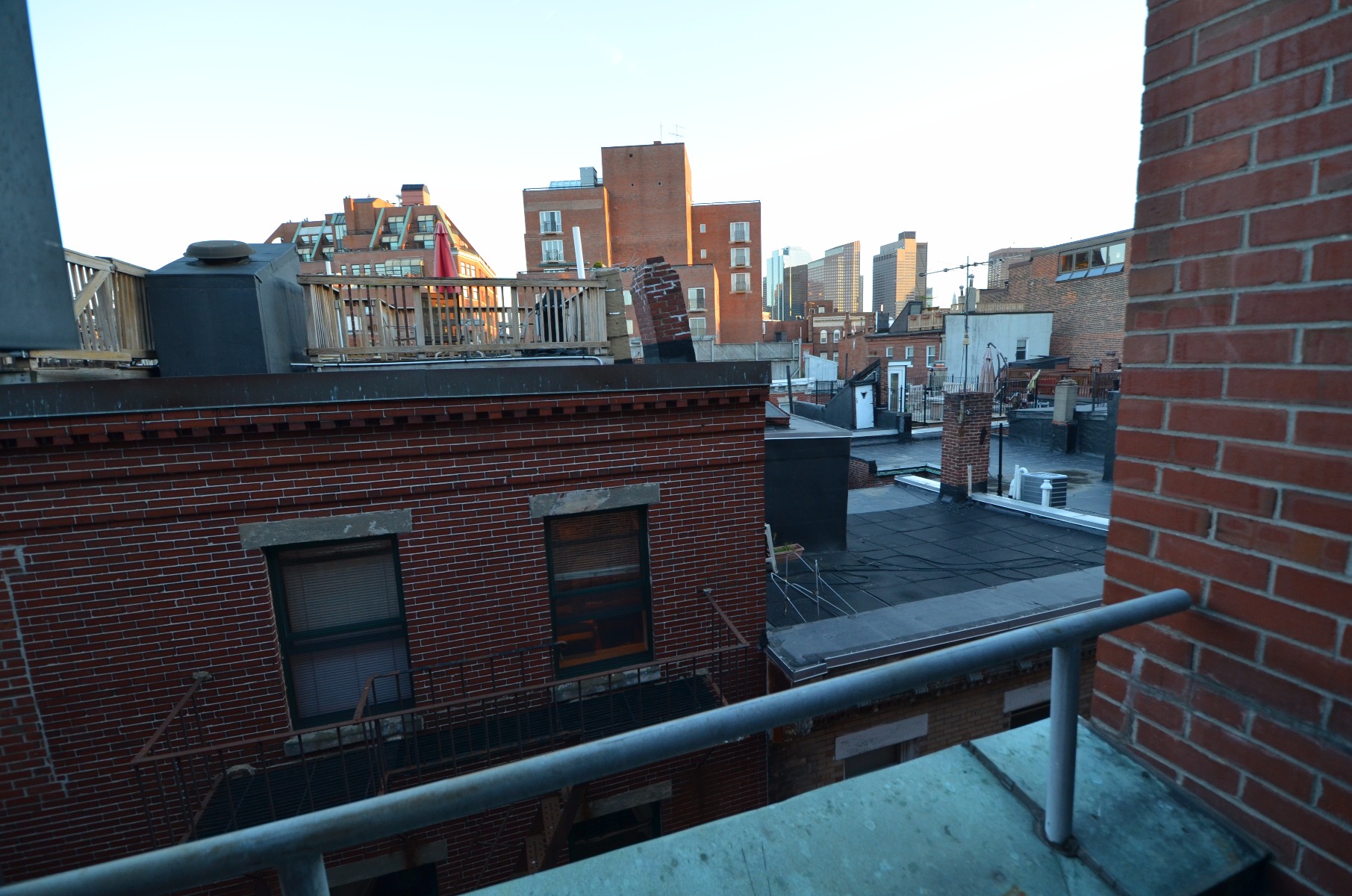 376 Commercial St, North End