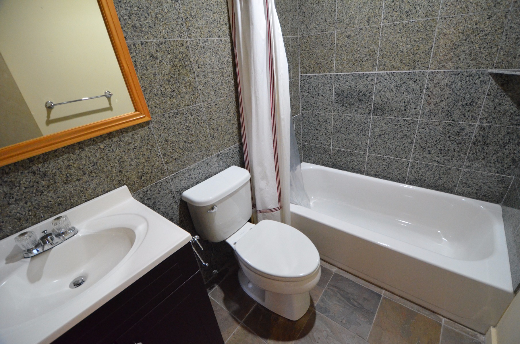 376 Commercial St, North End