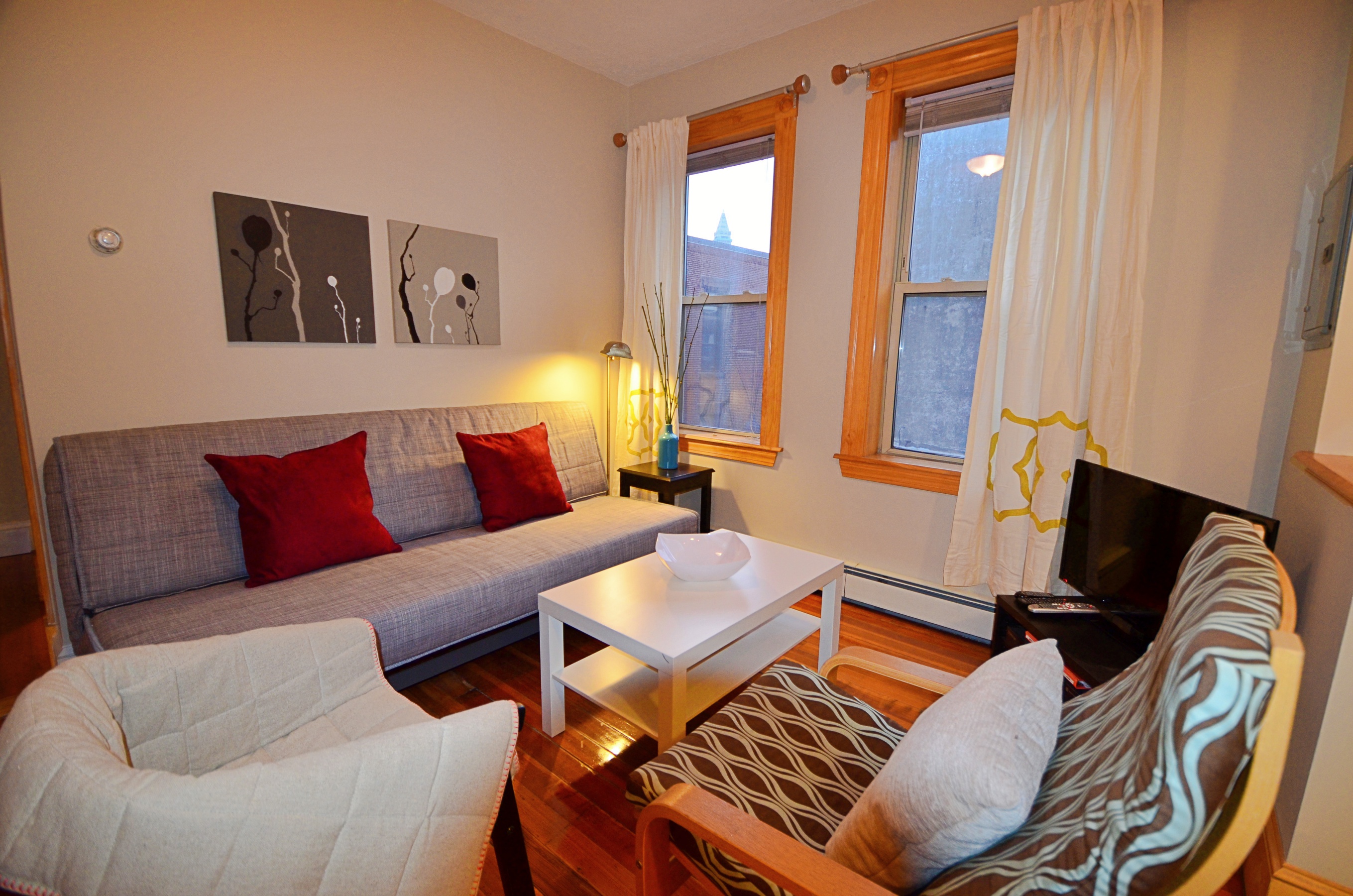 2 bed, 1 bath apartment for rent at 20 Moon St Unit 3, East Boston — photo 2 of 17