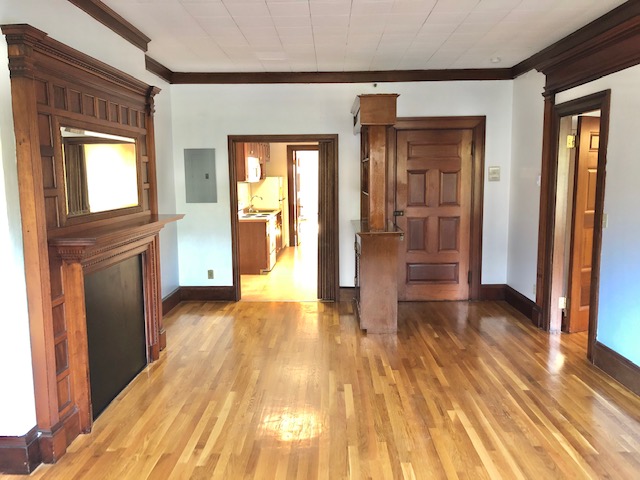 1061 Beacon St, Brookline Village