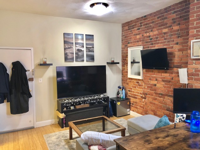 Rental image