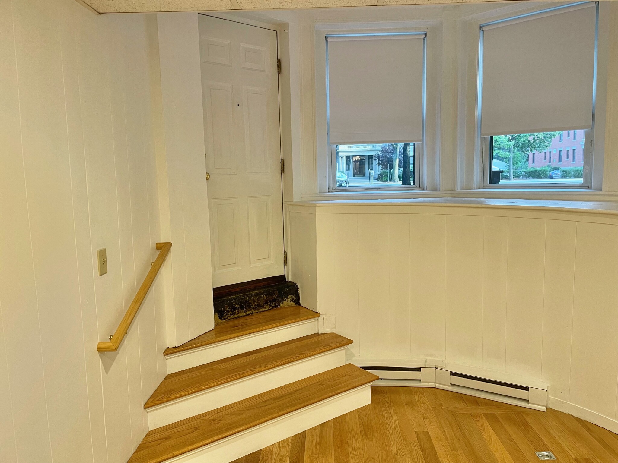 1077 Beacon St, Coolidge Corner