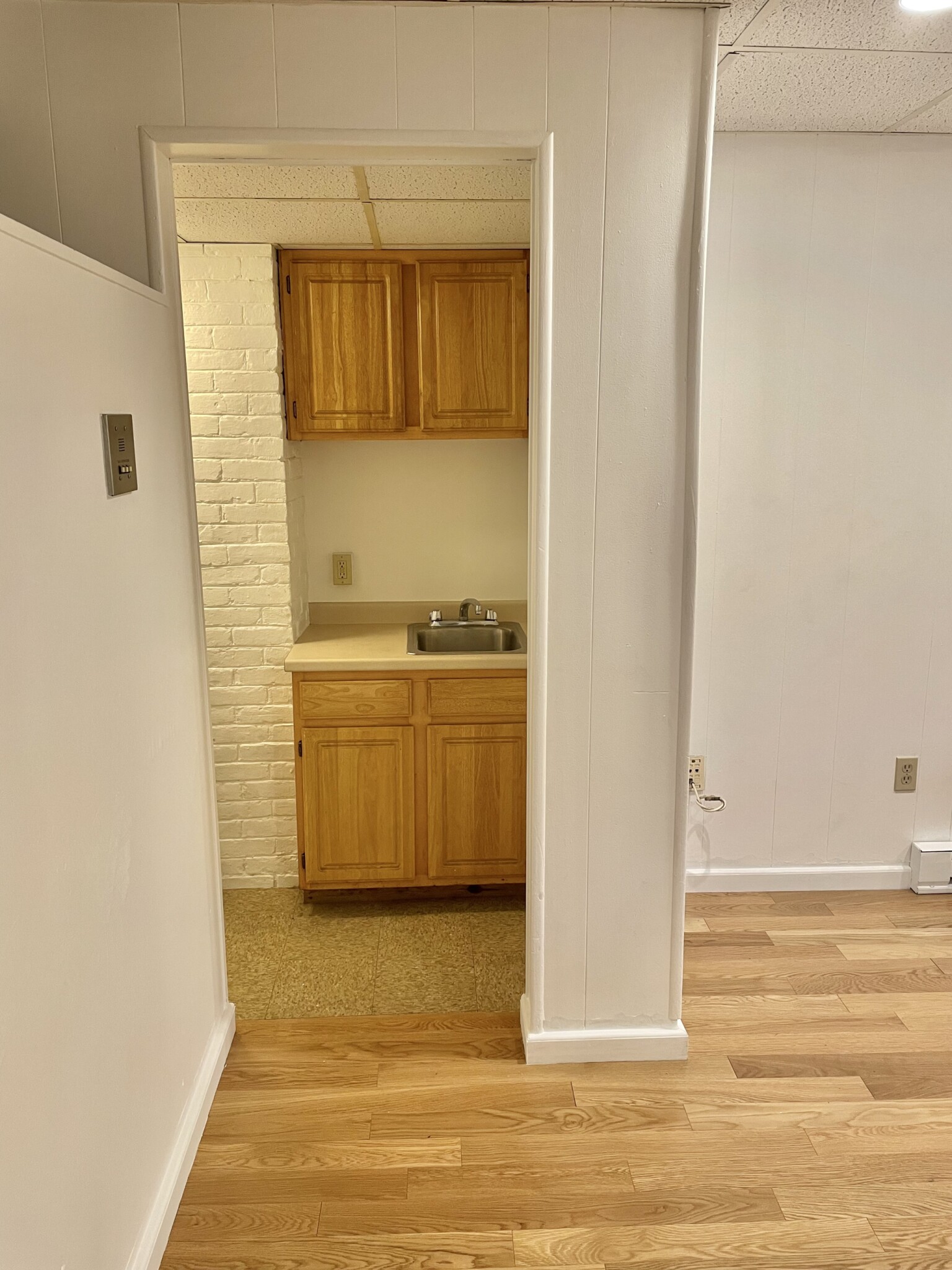 1077 Beacon St, Coolidge Corner