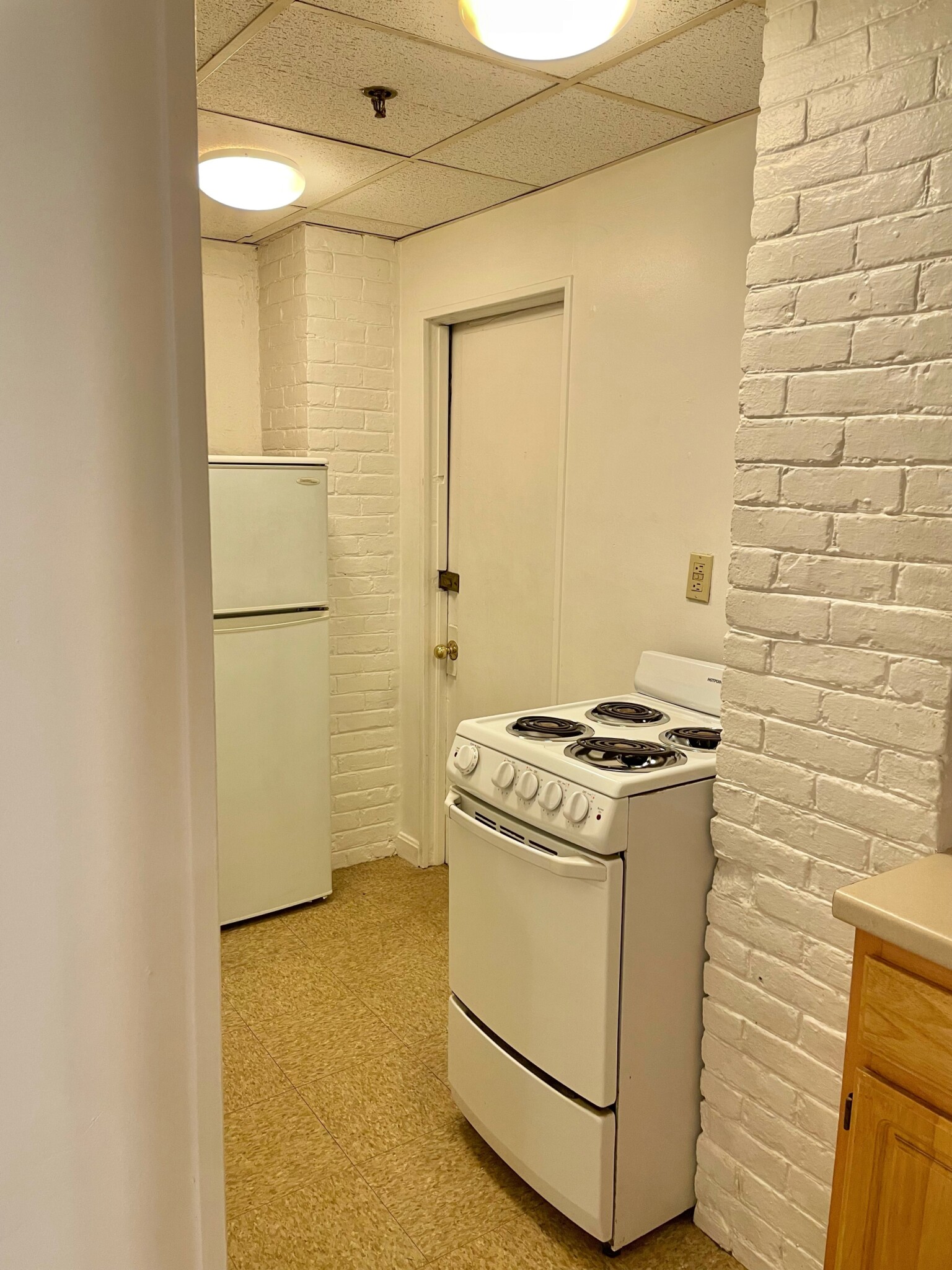 1077 Beacon St, Coolidge Corner