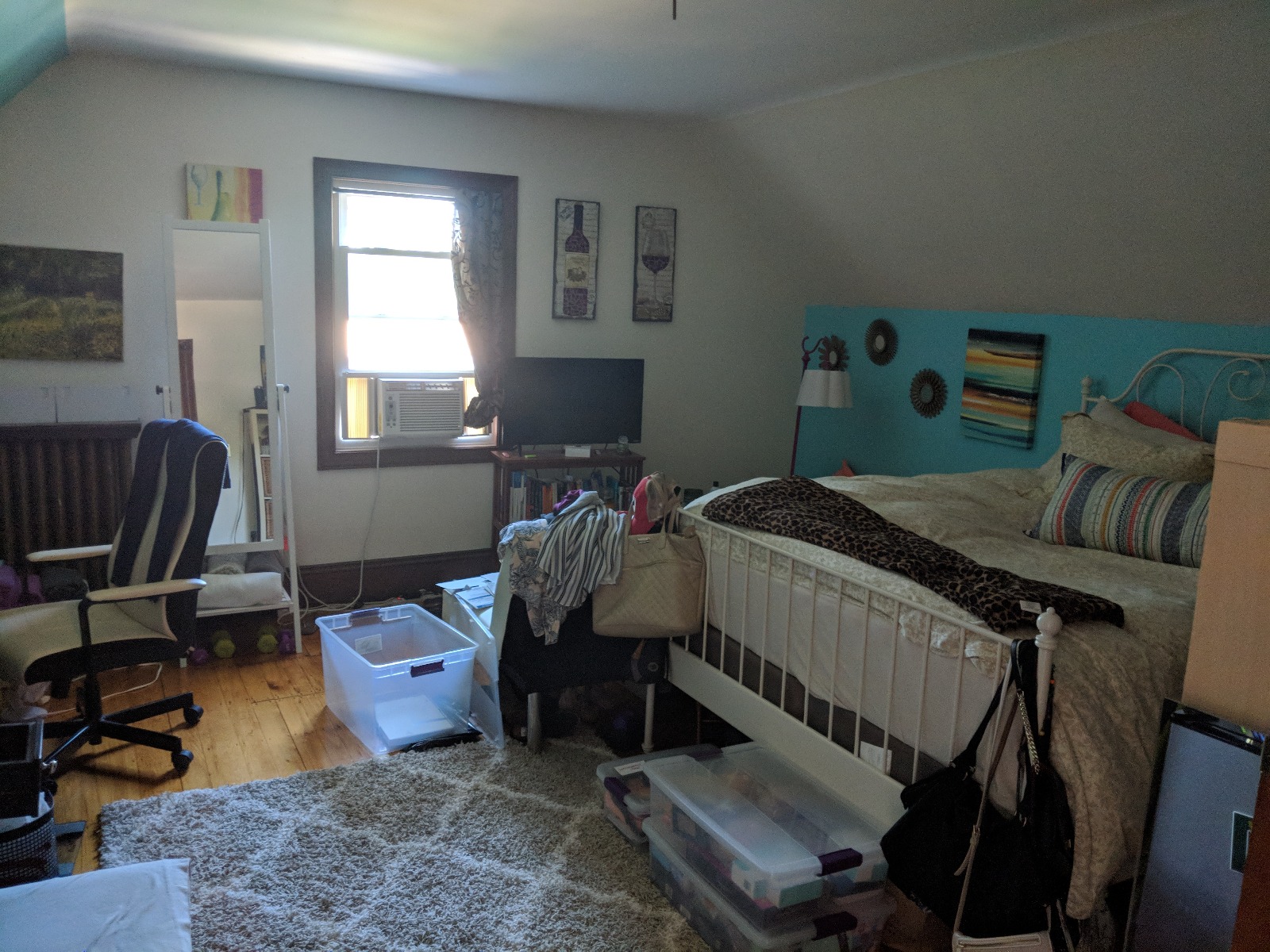 5 bed, 2 bath apartment for rent at 110 Academy Hill Rd Unit 1, Brighton — photo 15 of 21