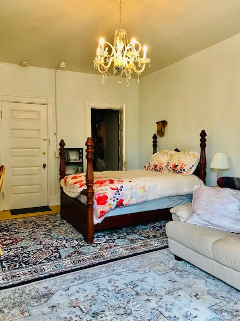 Studio bed, 1 bath apartment for rent at 13 Buswell St Unit 2, Fenway — photo 3 of 10