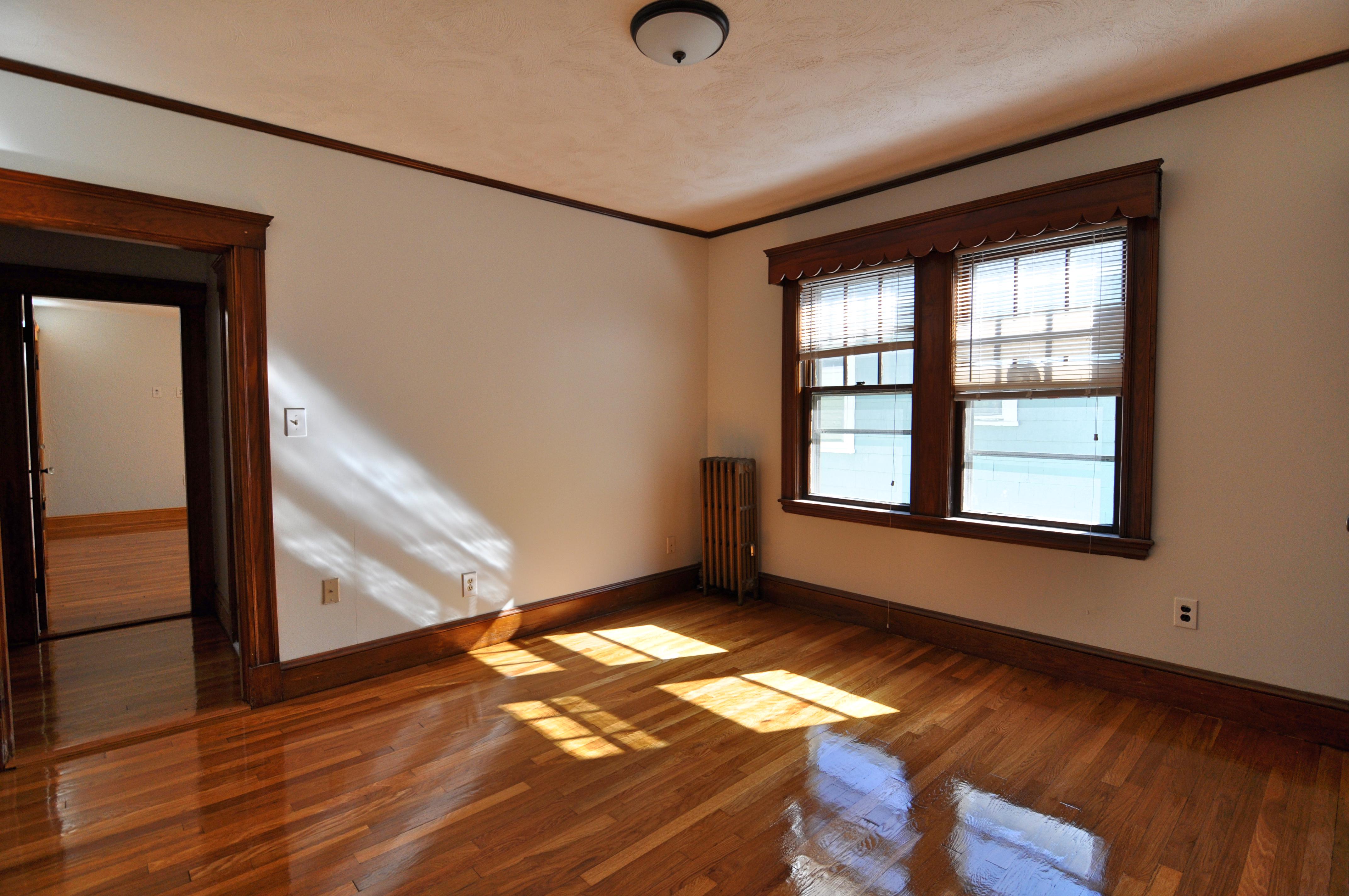 5 bed, 2 bath apartment for rent at 204 Calumet St Unit 2, Mission Hill — photo 7 of 26