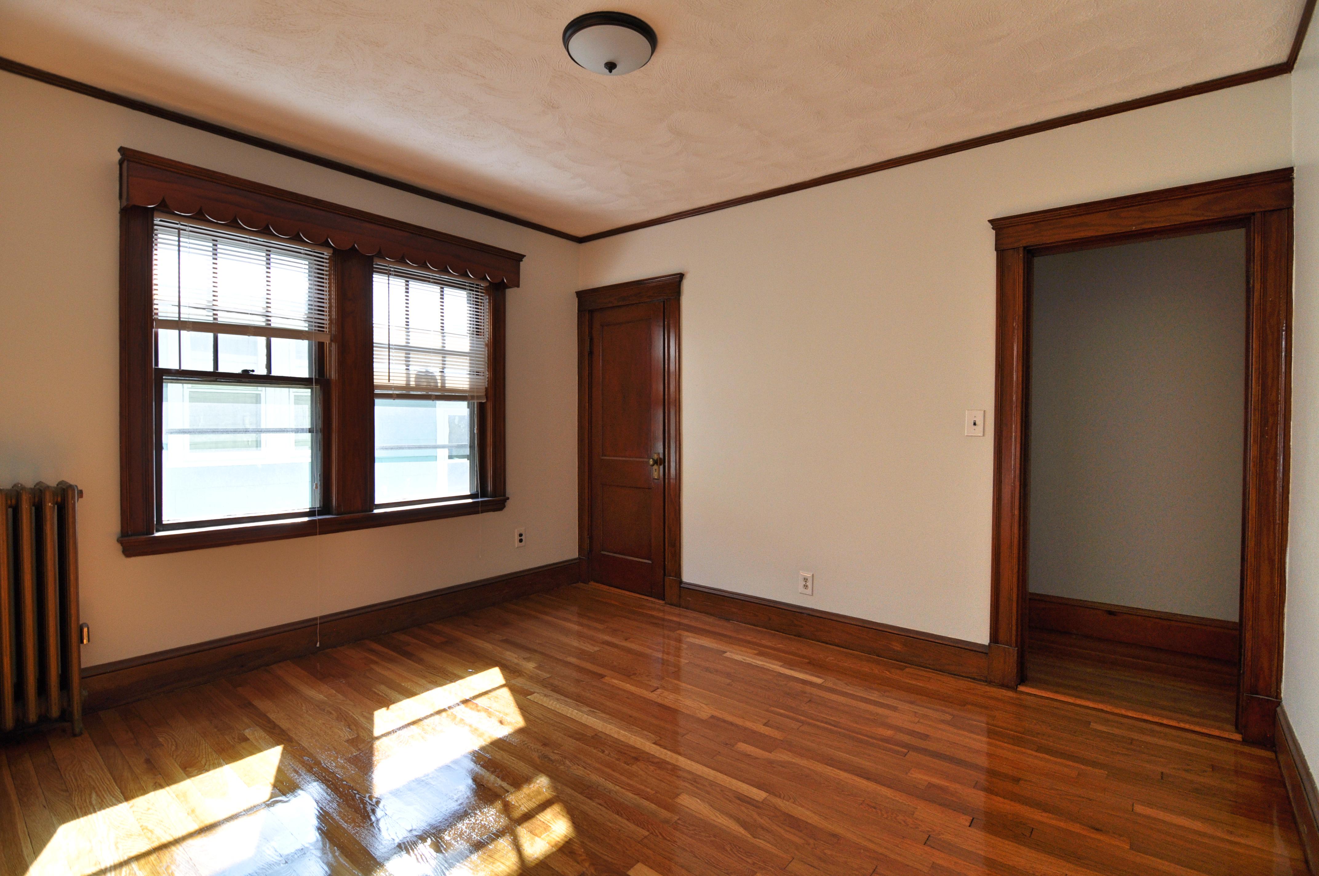 5 bed, 2 bath apartment for rent at 204 Calumet St Unit 2, Mission Hill — photo 8 of 26