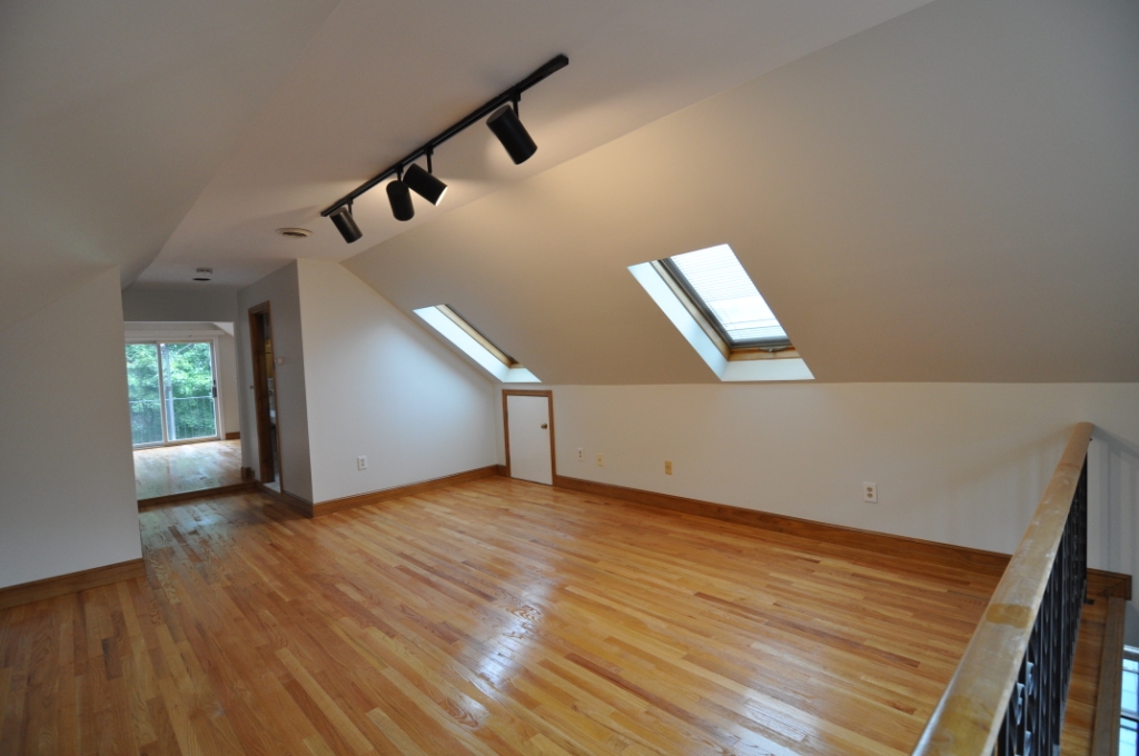 5 bed, 2 bath apartment for rent at 204 Calumet St Unit 2, Mission Hill — photo 23 of 26