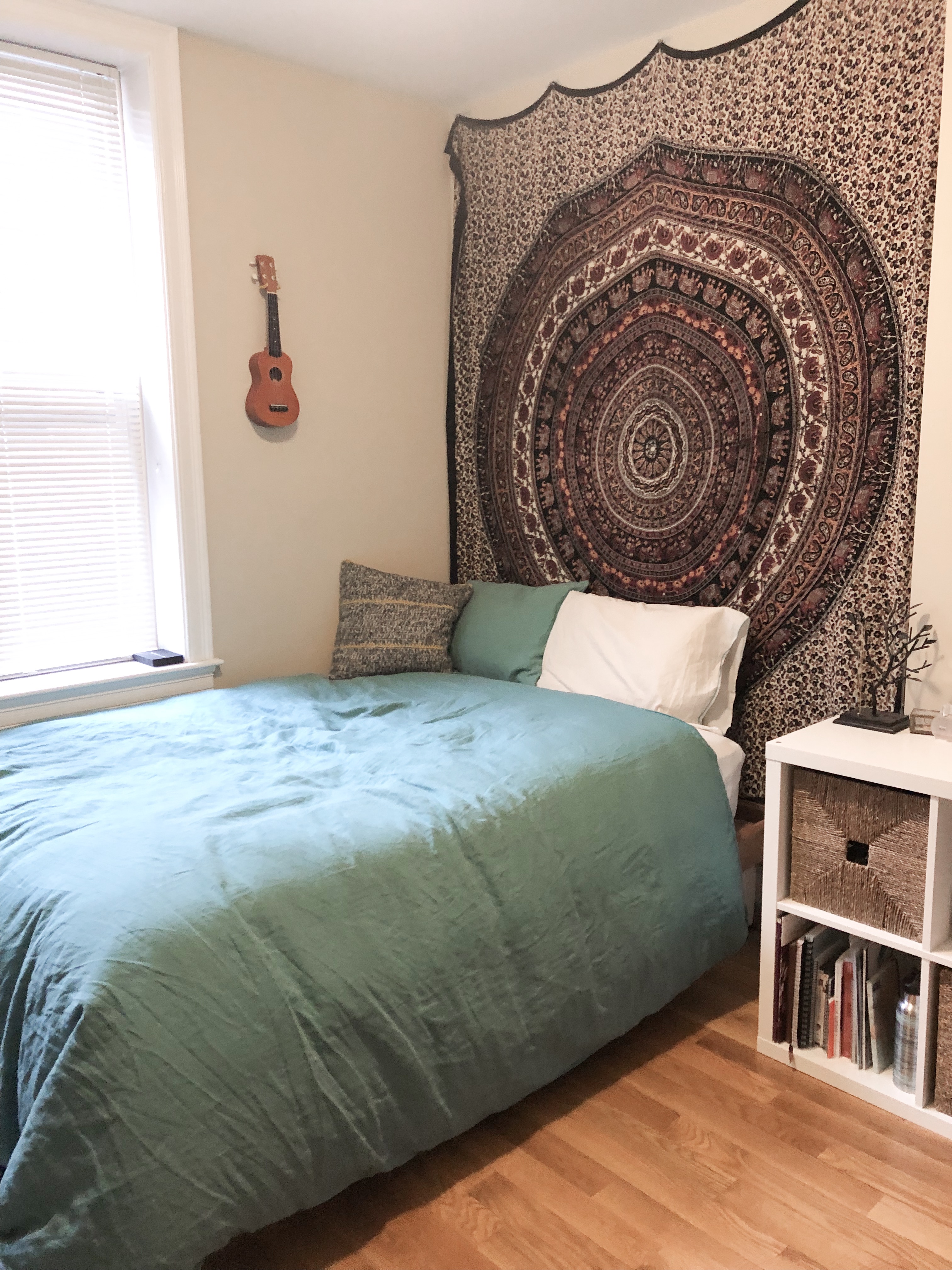 3 bed, 1 bath apartment for rent at 19 Symphony Rd Unit 1, Fenway — photo 9 of 11