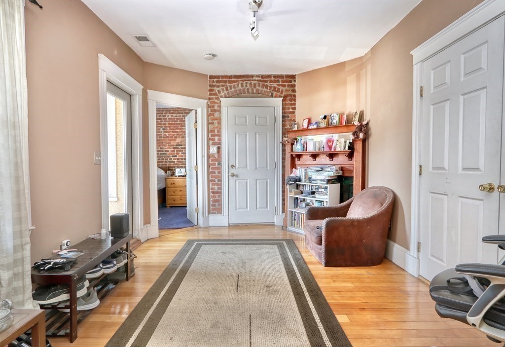 379 Walden St, West Cambridge