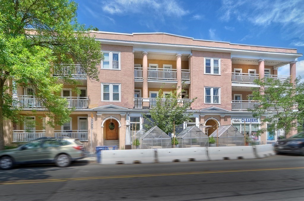 379 Walden St, West Cambridge