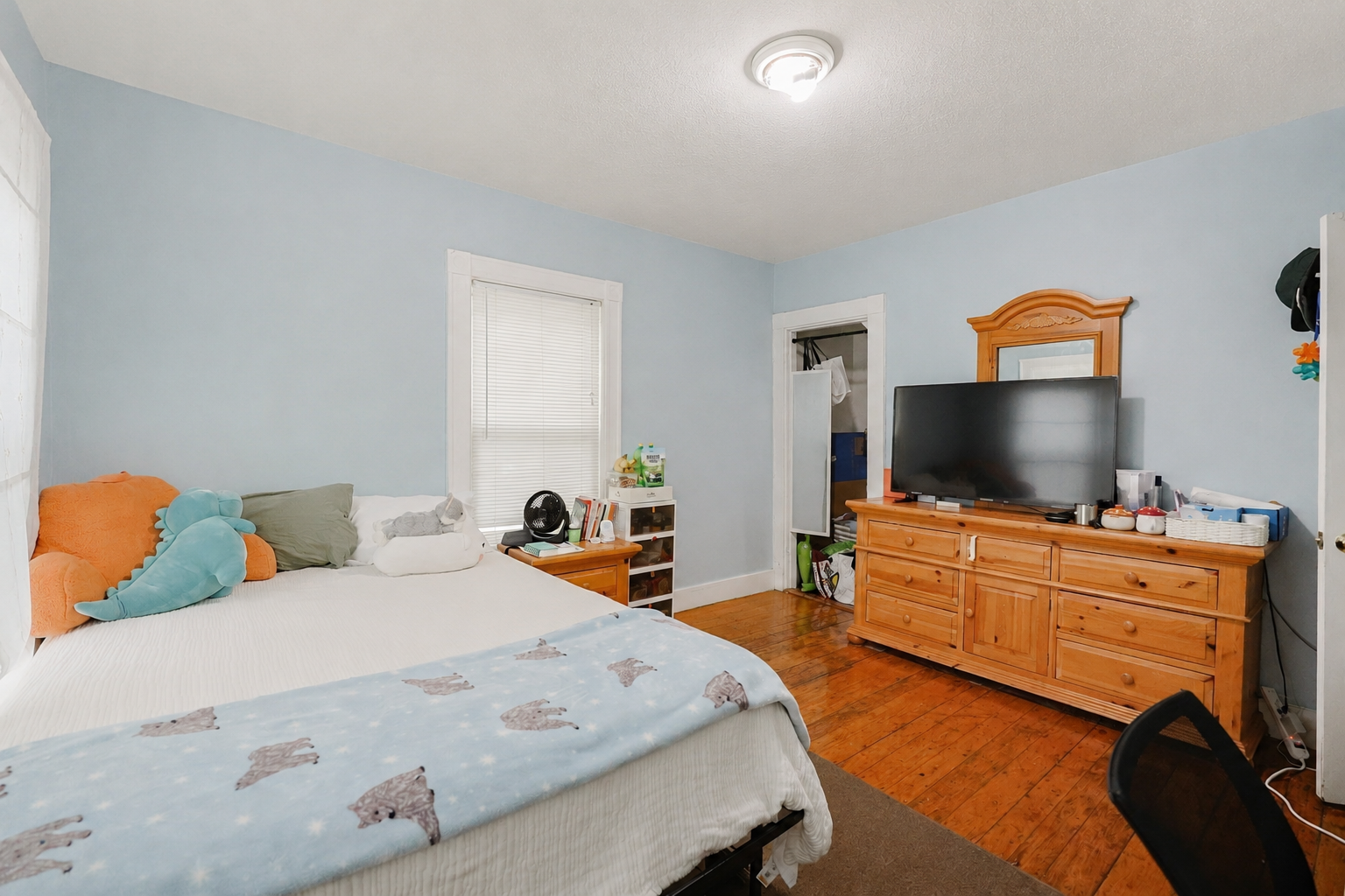 Photos of apartment on Wadsworth St.,Boston MA 02134