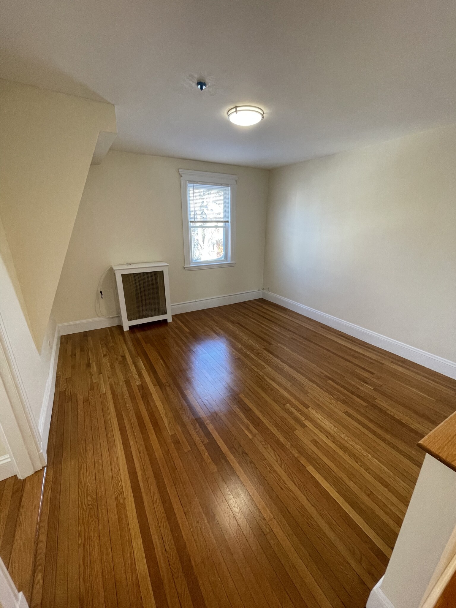 2 bed, 1 bath apartment for rent at 87 Wallingford Rd Unit 2, Brighton — photo 2 of 10
