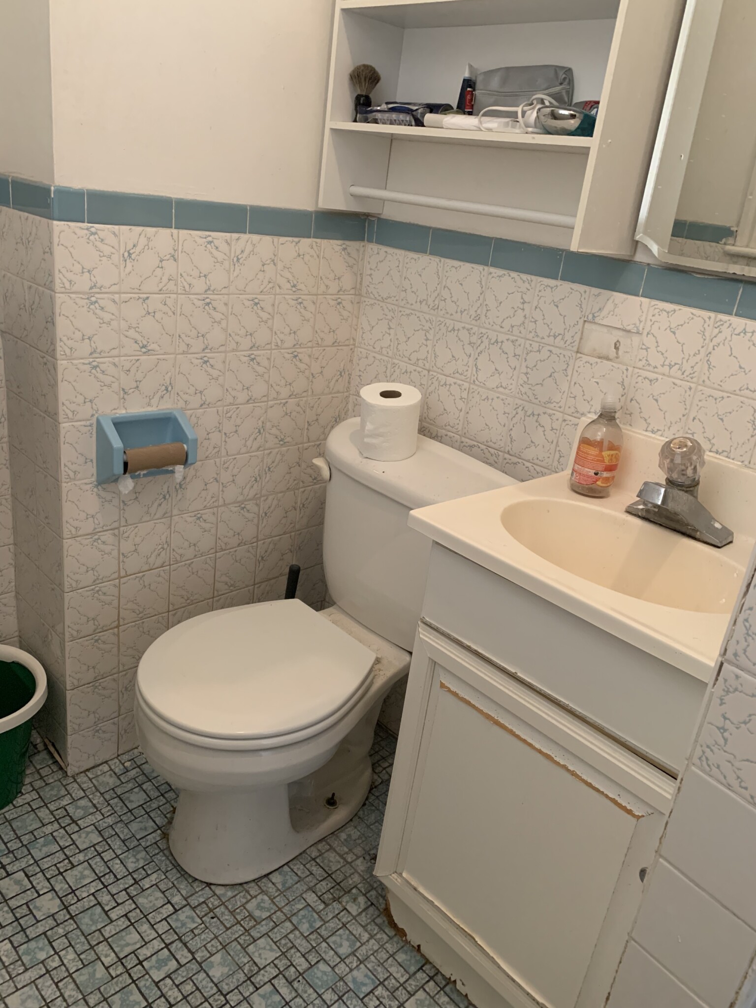 https://ygl-photos.s3.us-west-004.backblazeb2.com/44W644824084f89d.jpg
