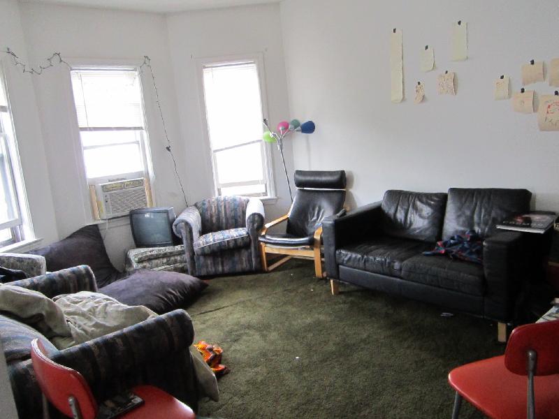 3 bed, 1 bath apartment for rent at 27 Haskell St Unit 3, Allston — photo 2 of 7